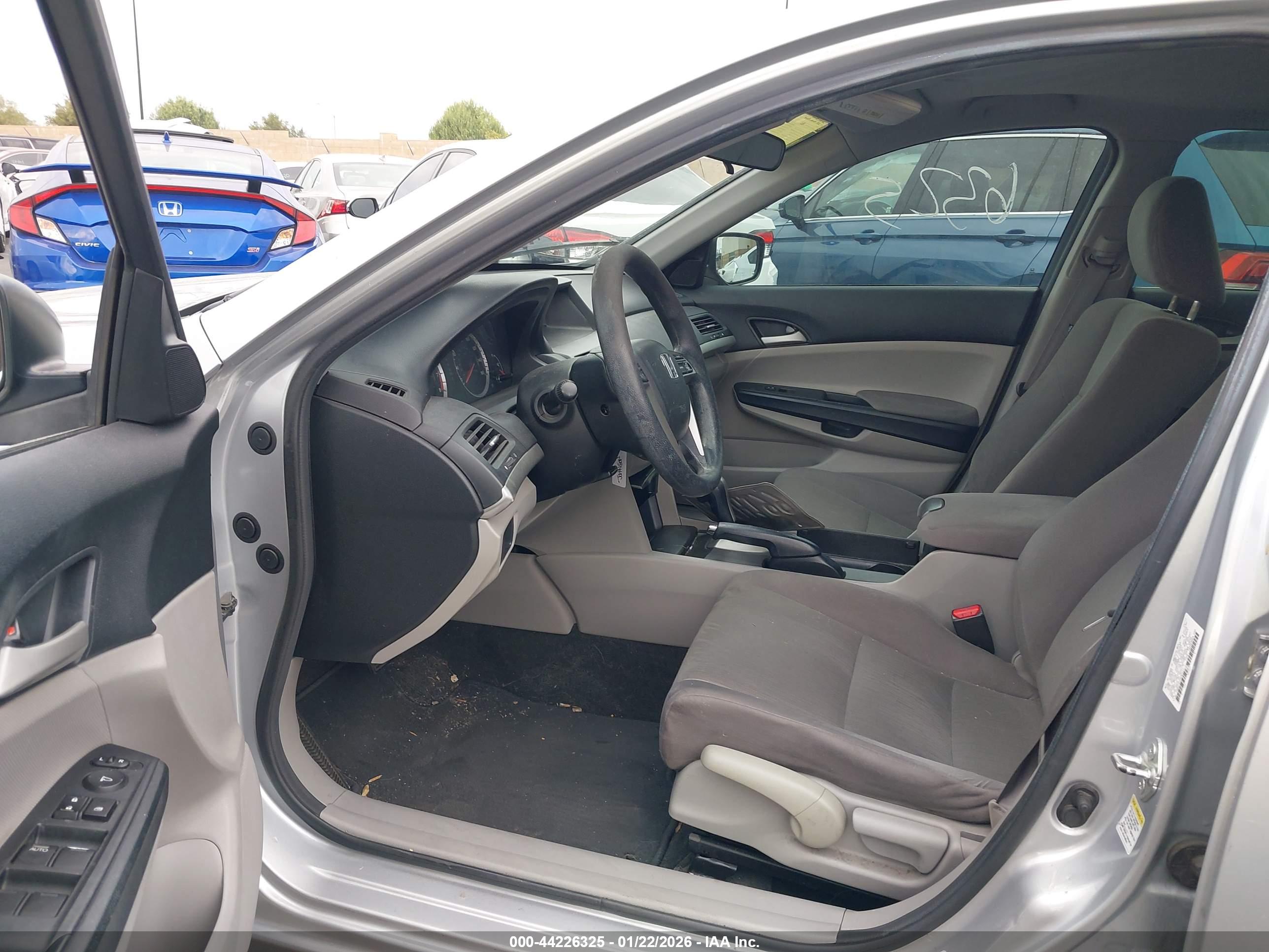 HONDA ACCORD image 5