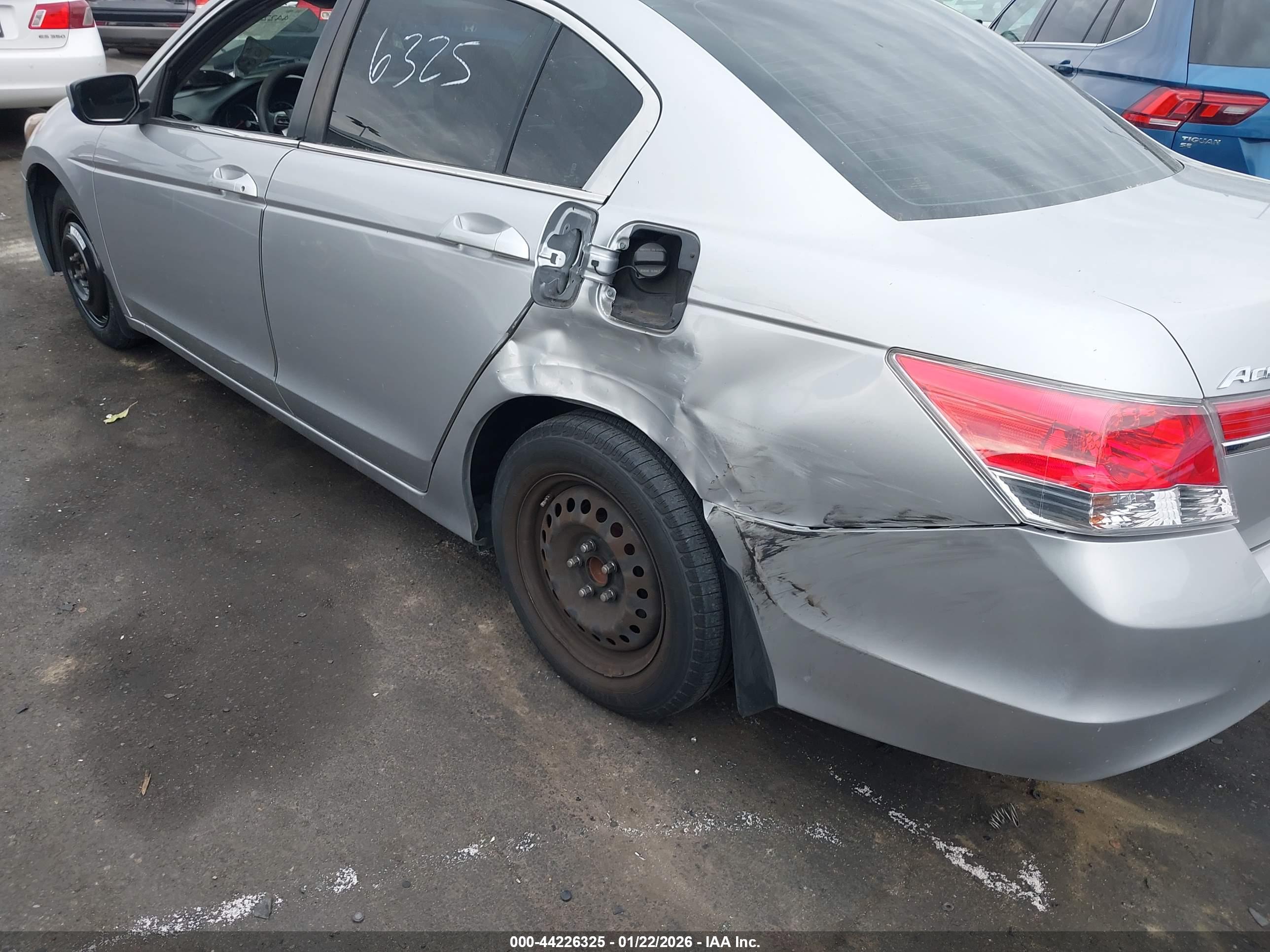 HONDA ACCORD image 6