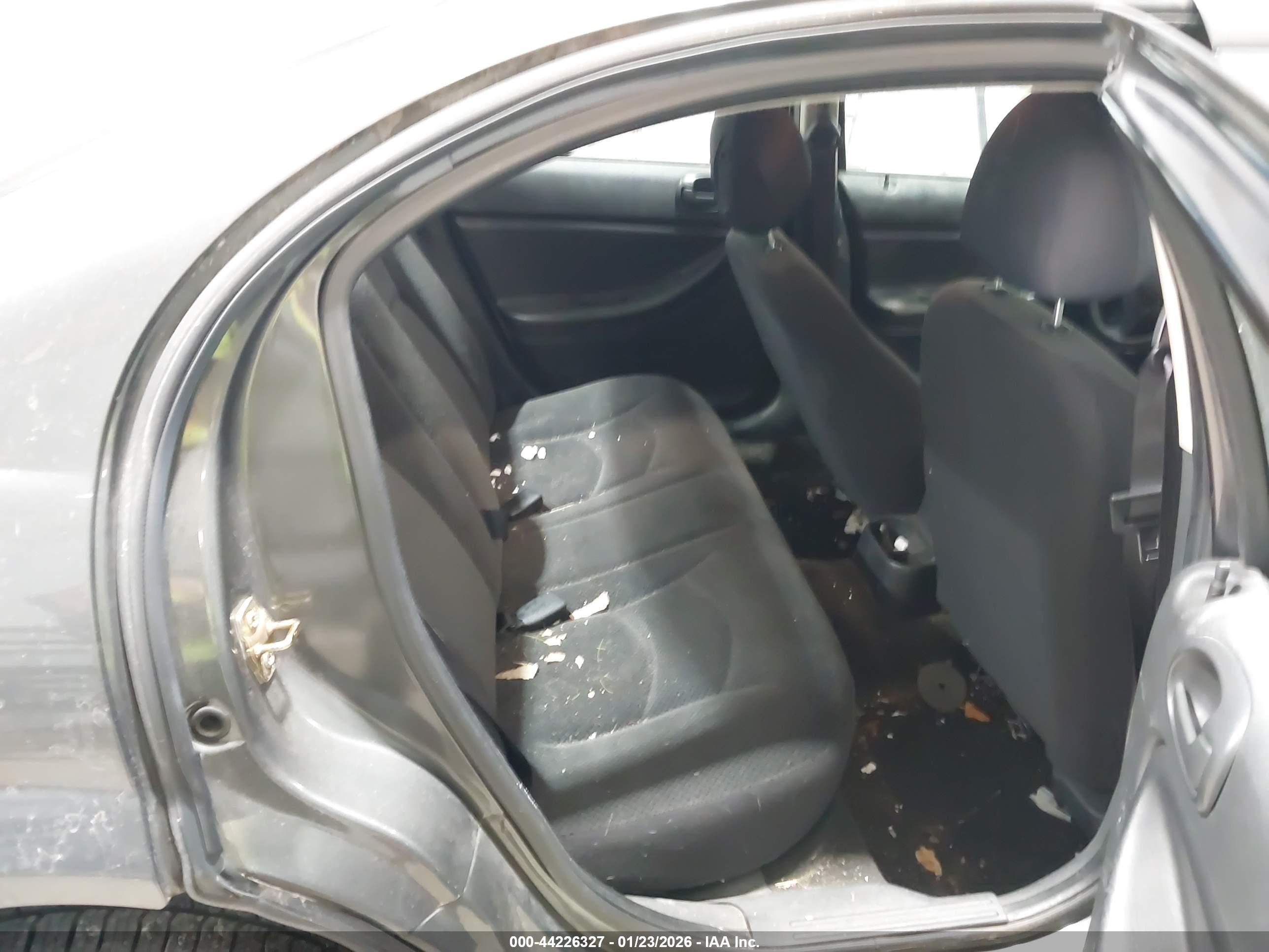 DODGE STRATUS image 8