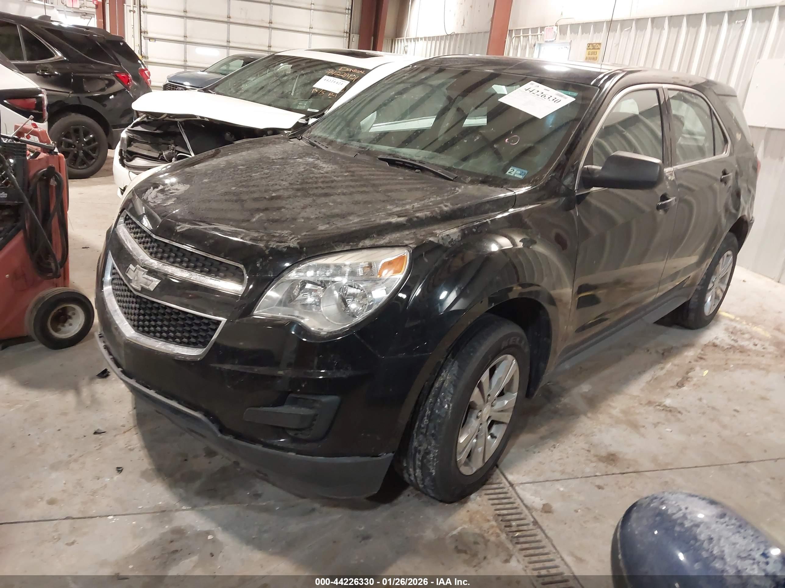 CHEVROLET EQUINOX image 2