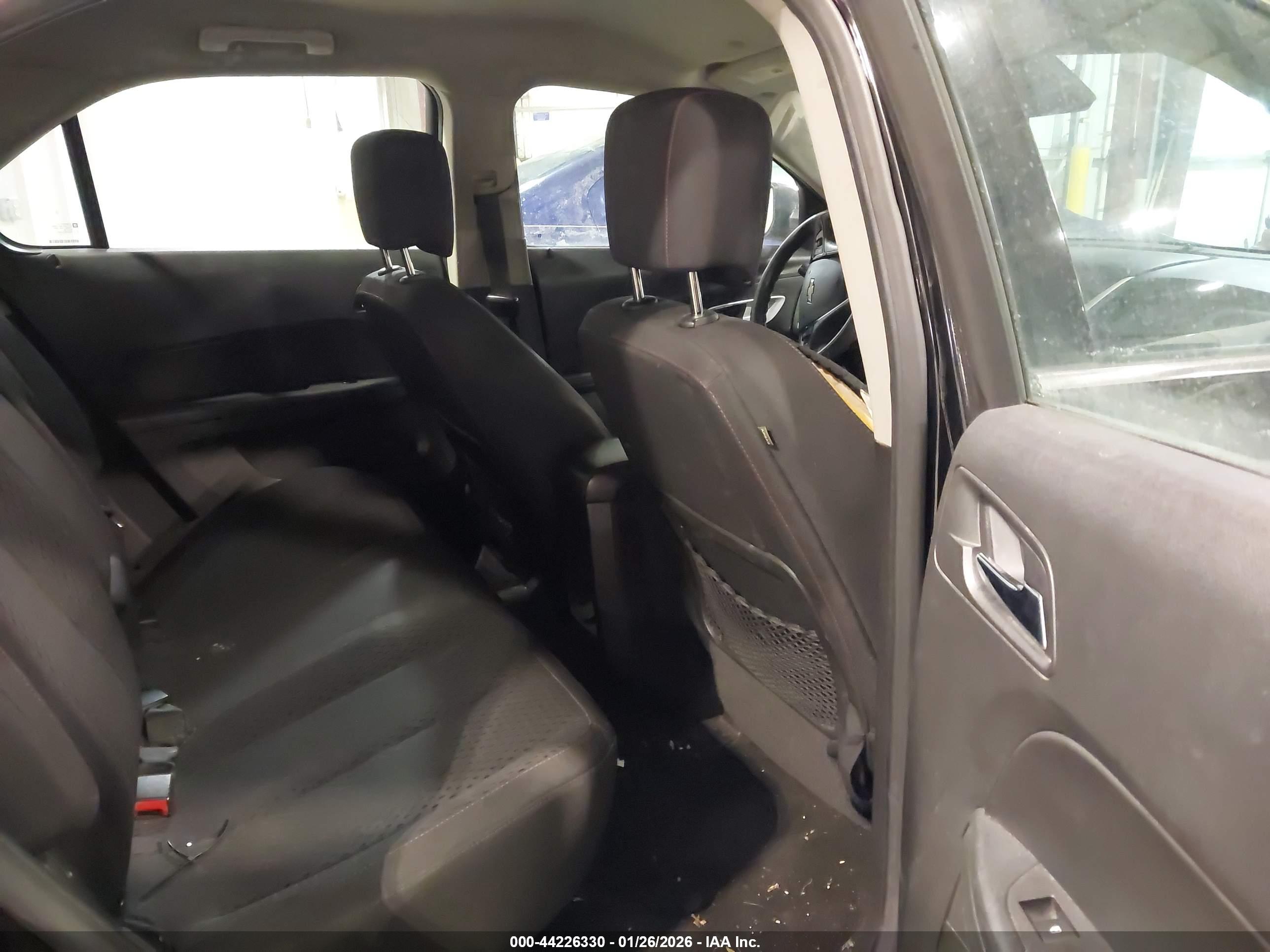 CHEVROLET EQUINOX image 8