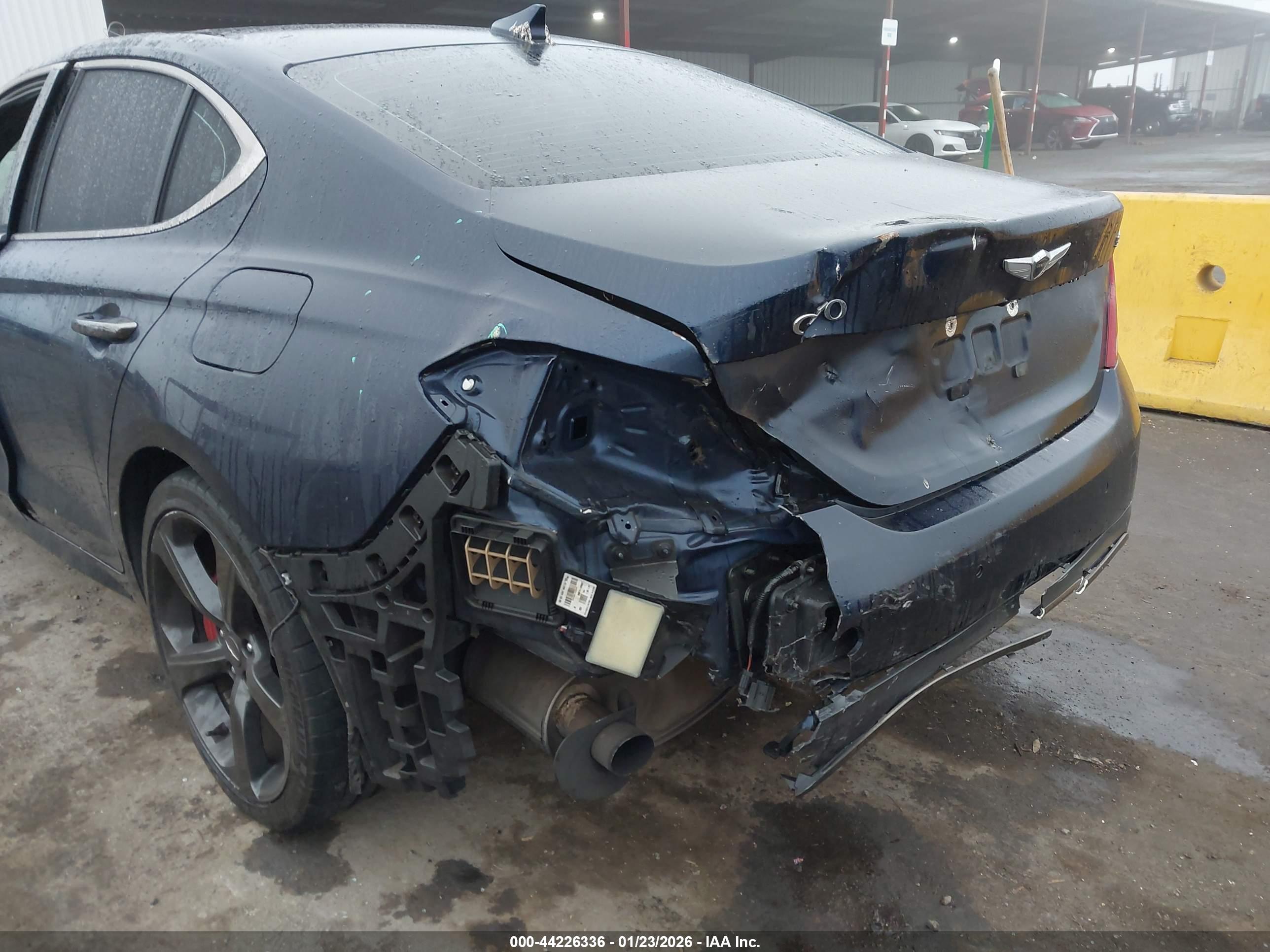 GENESIS G70 image 6