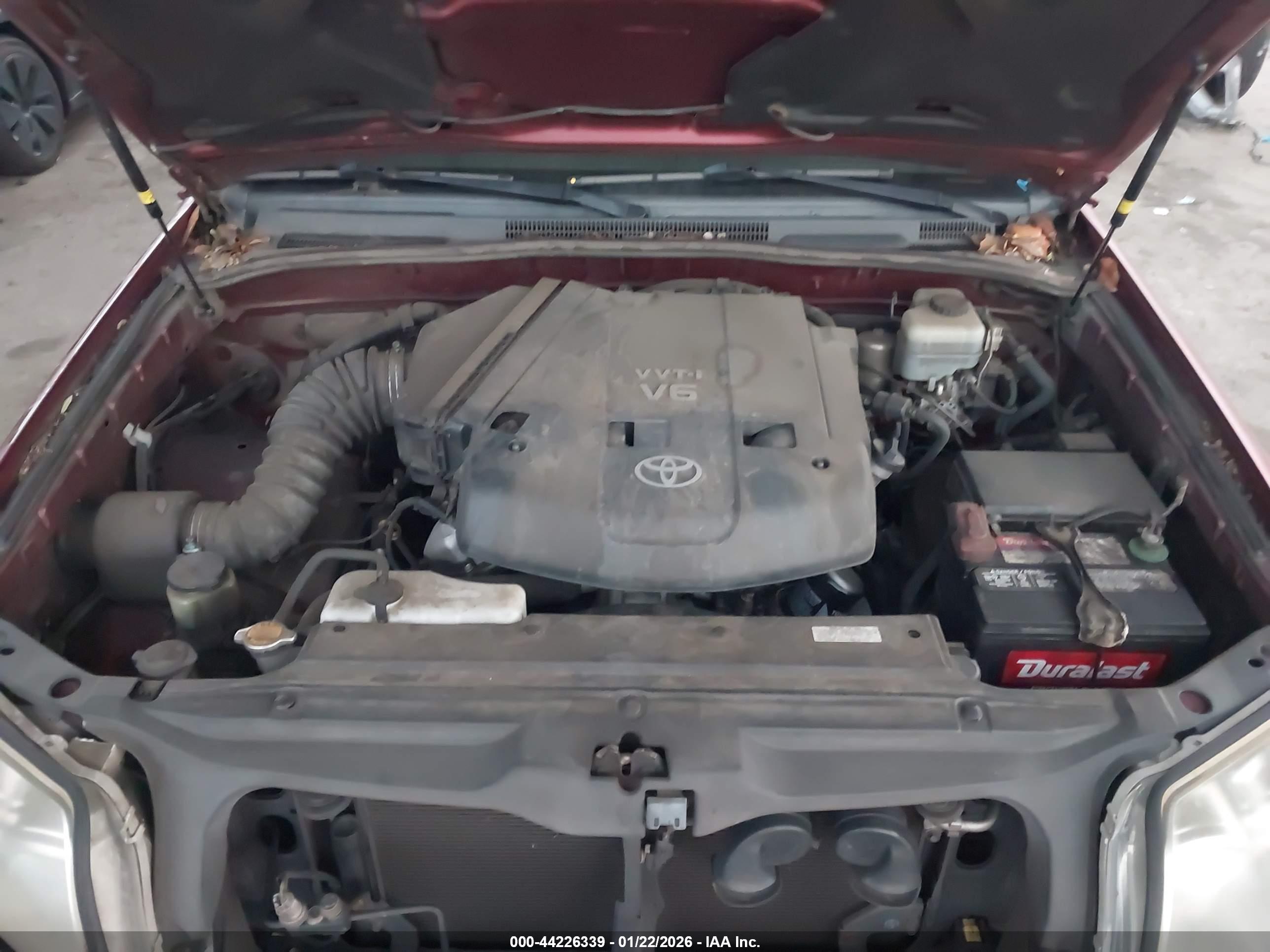 TOYOTA 4RUNNER image 10