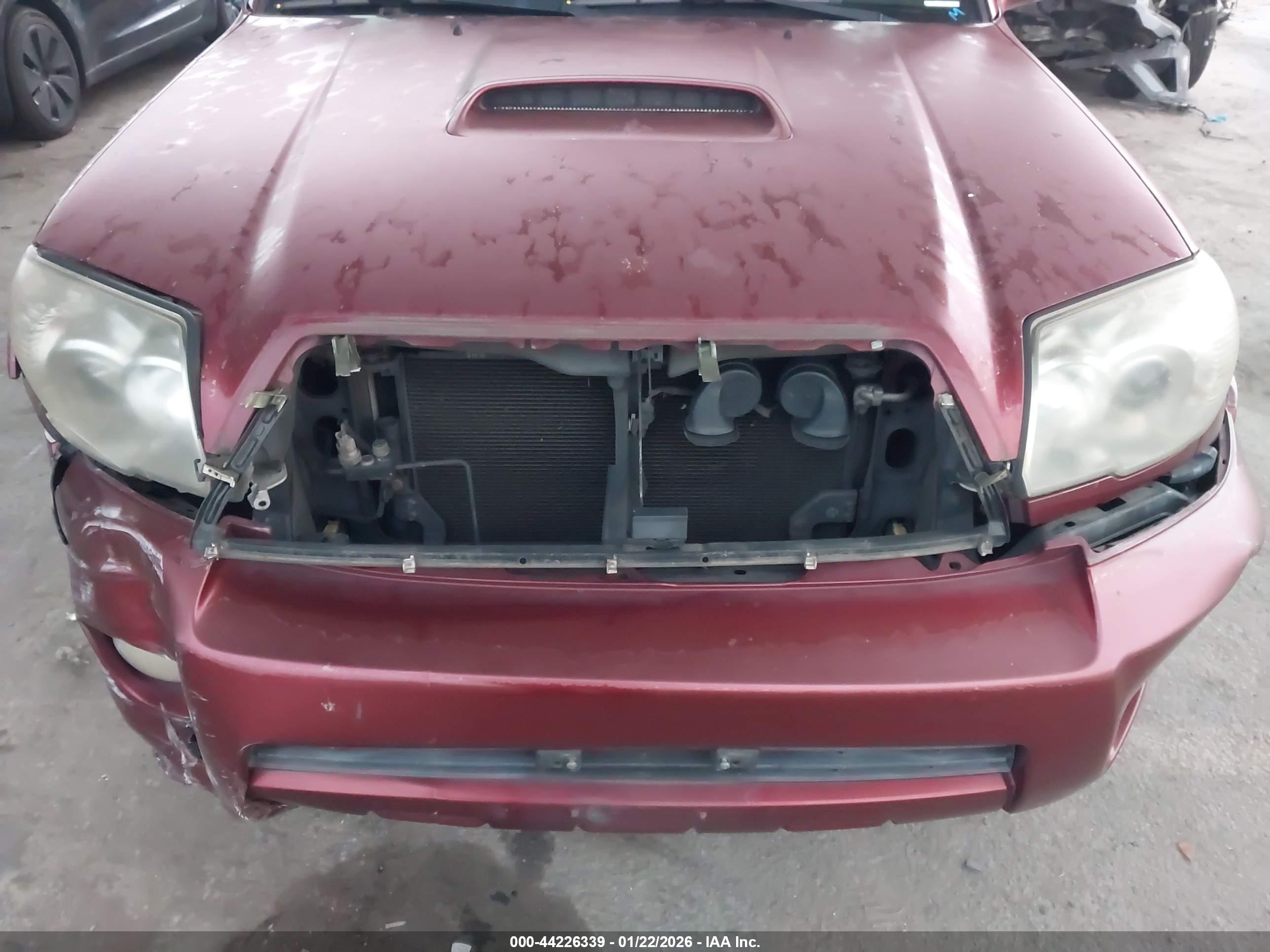 TOYOTA 4RUNNER image 6