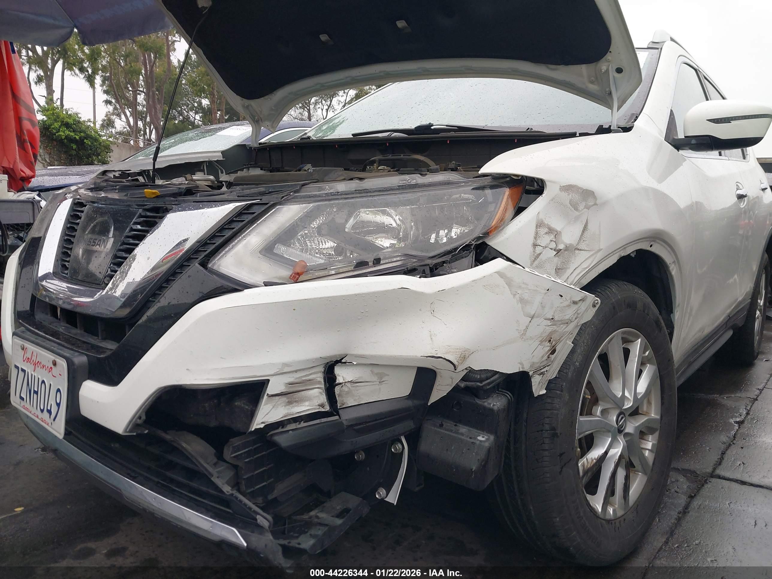 NISSAN ROGUE image 6