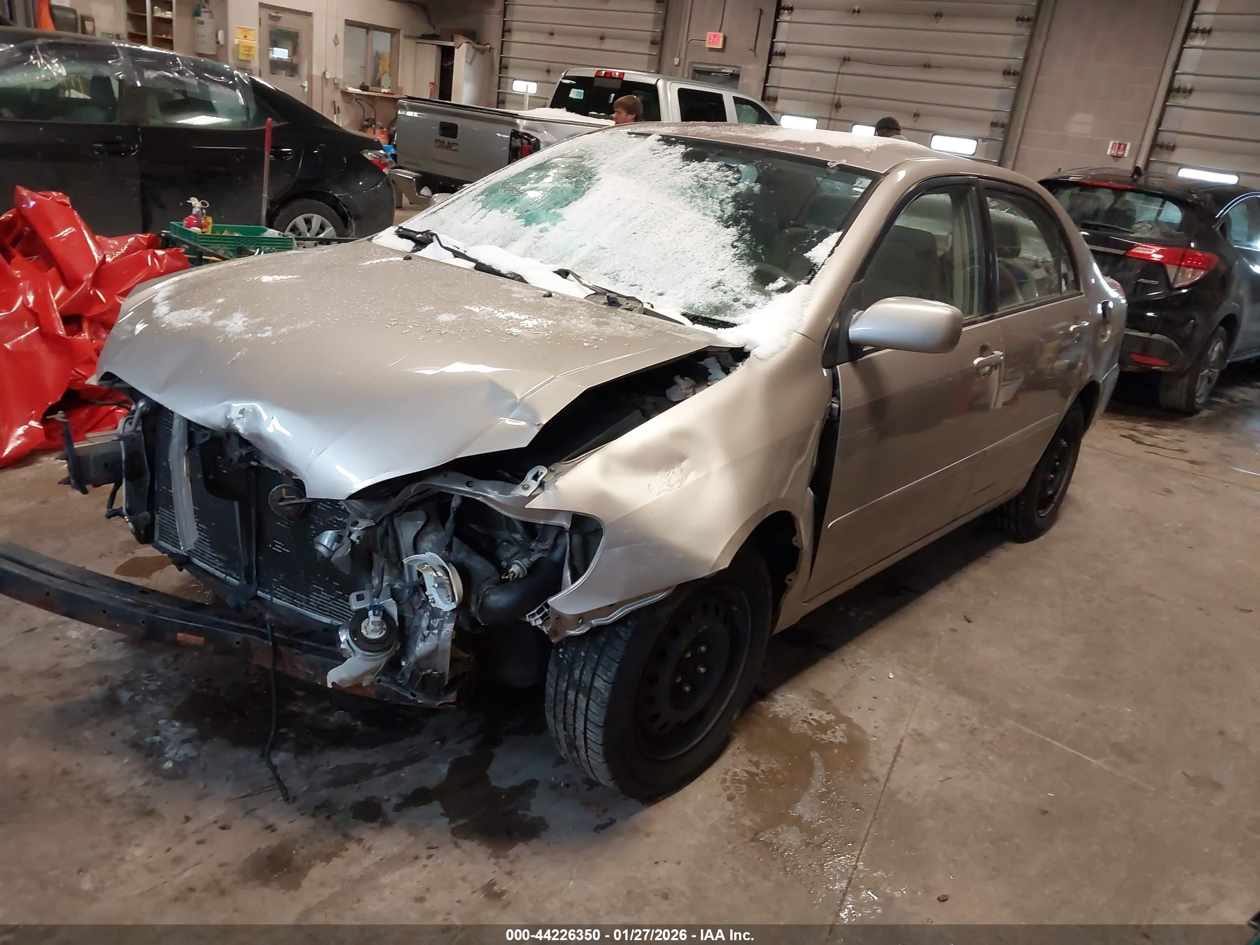 TOYOTA COROLLA image 2