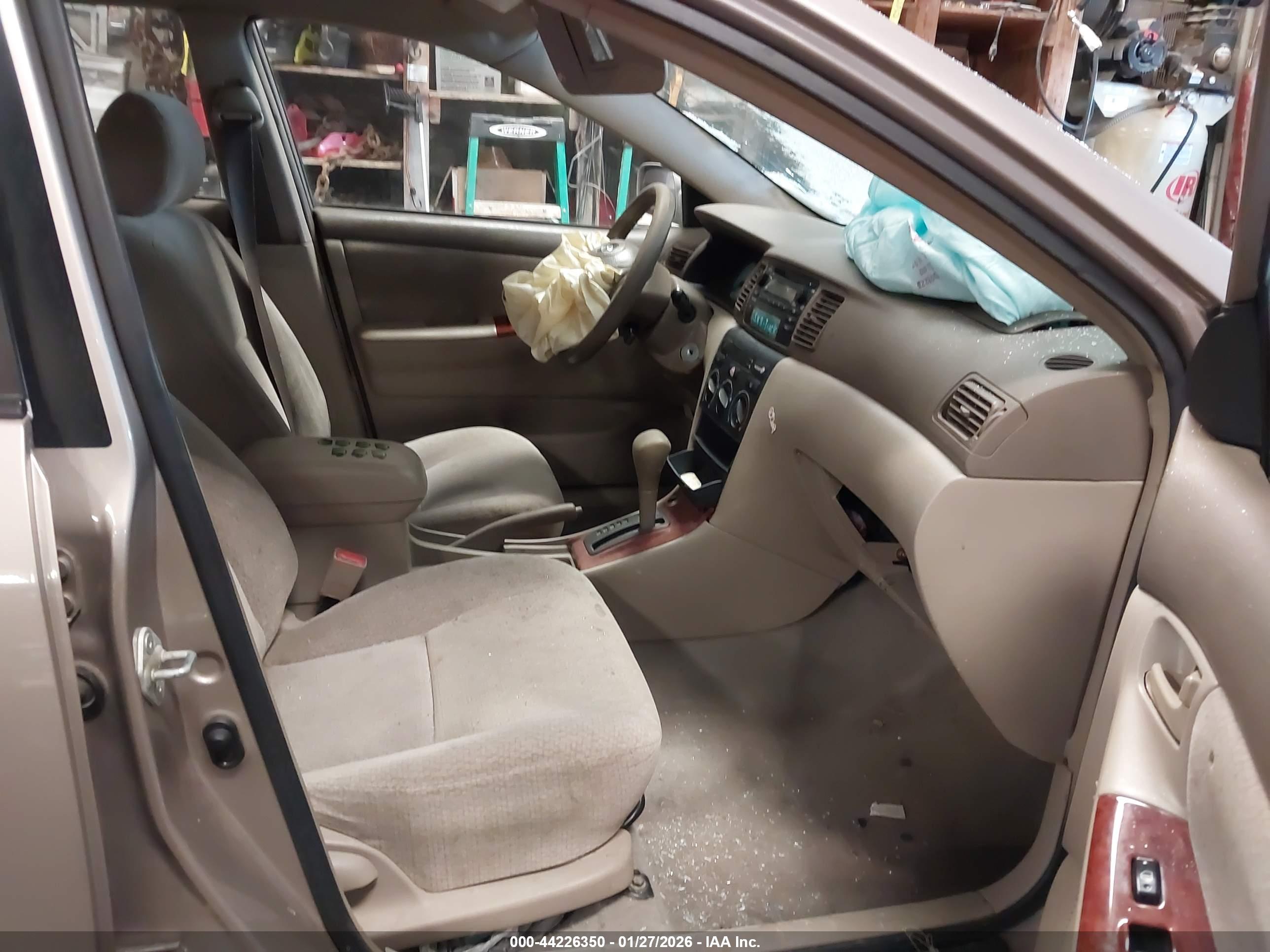 TOYOTA COROLLA image 5