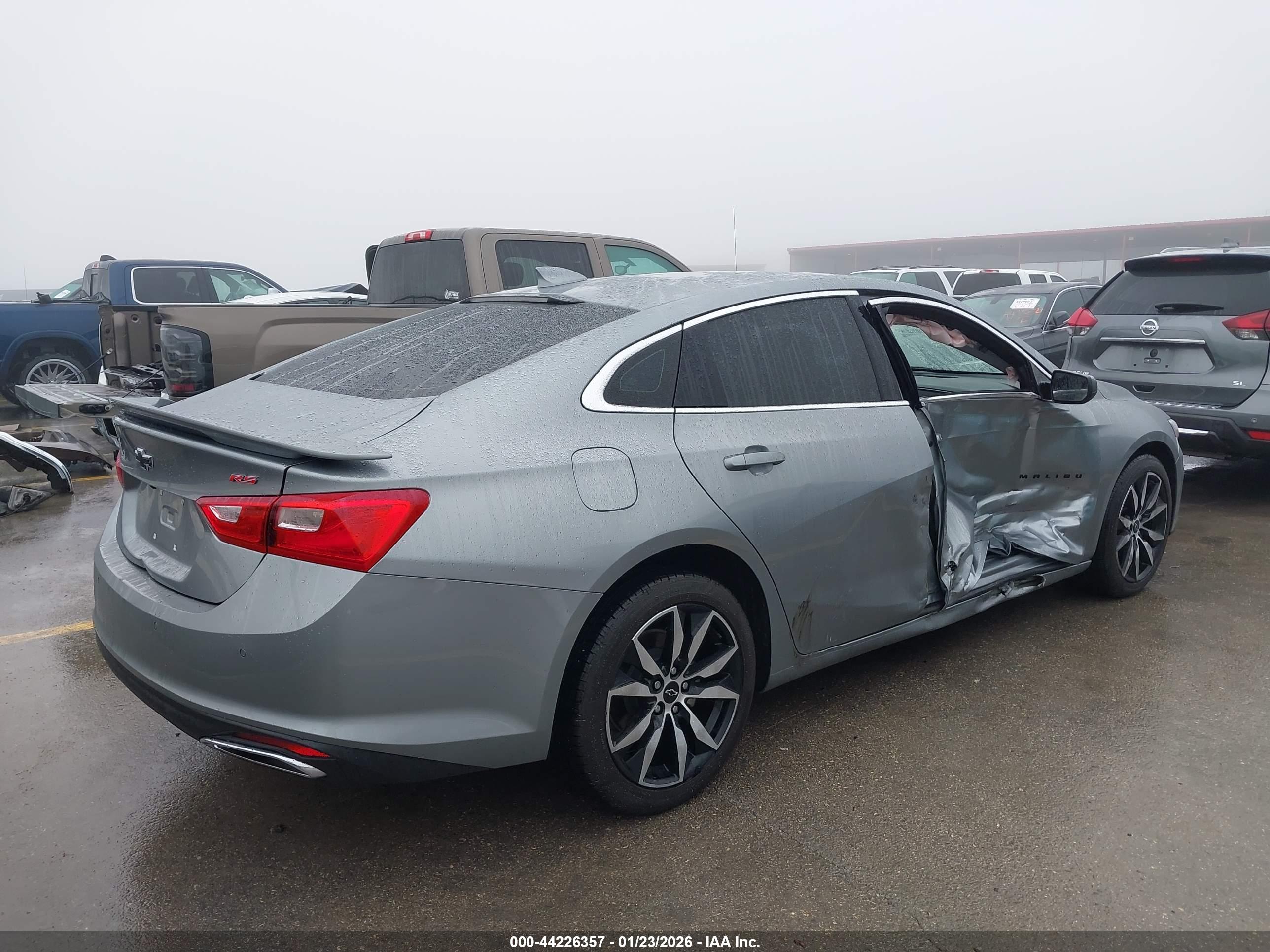 CHEVROLET MALIBU image 4