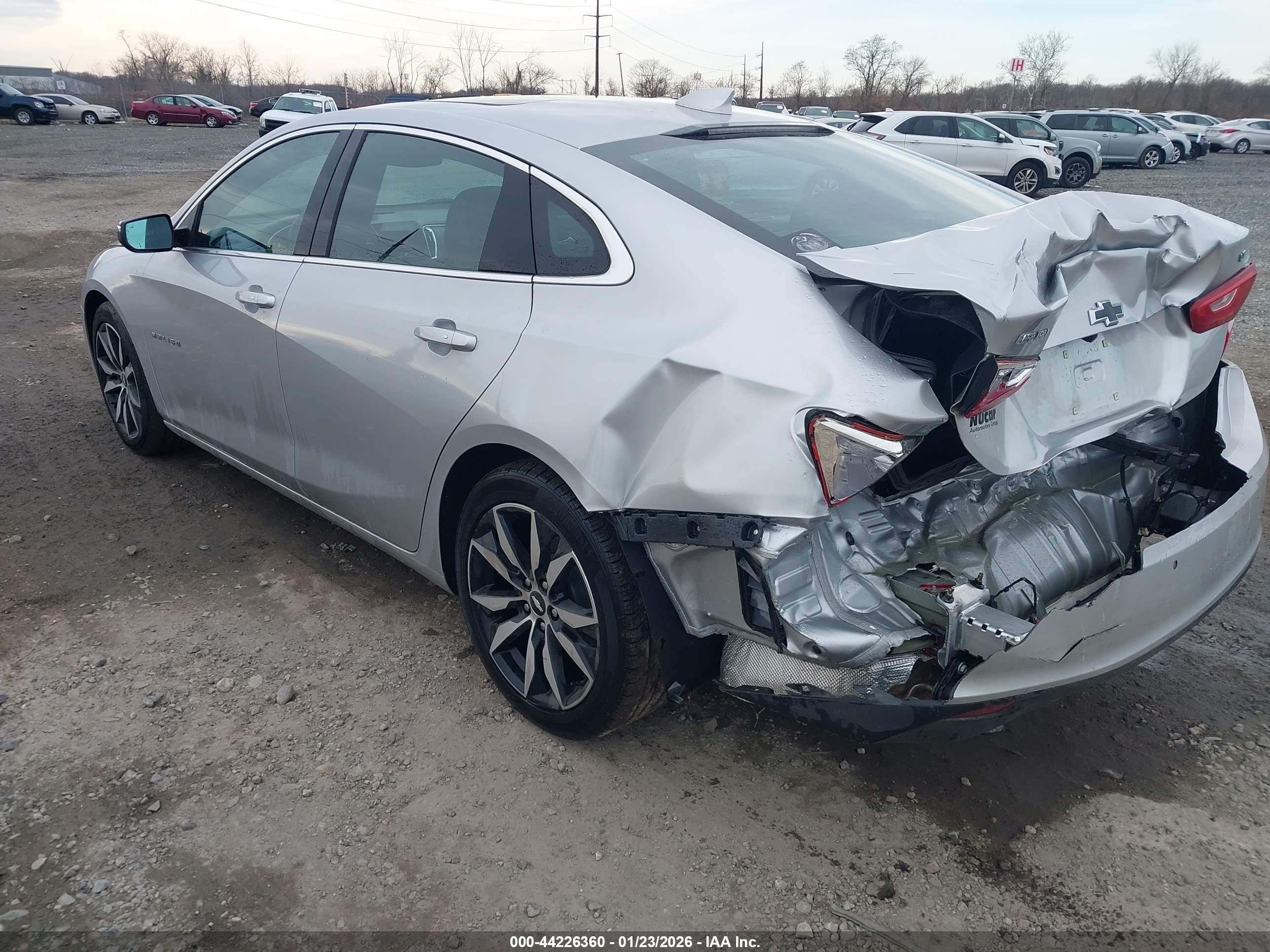CHEVROLET MALIBU image 3
