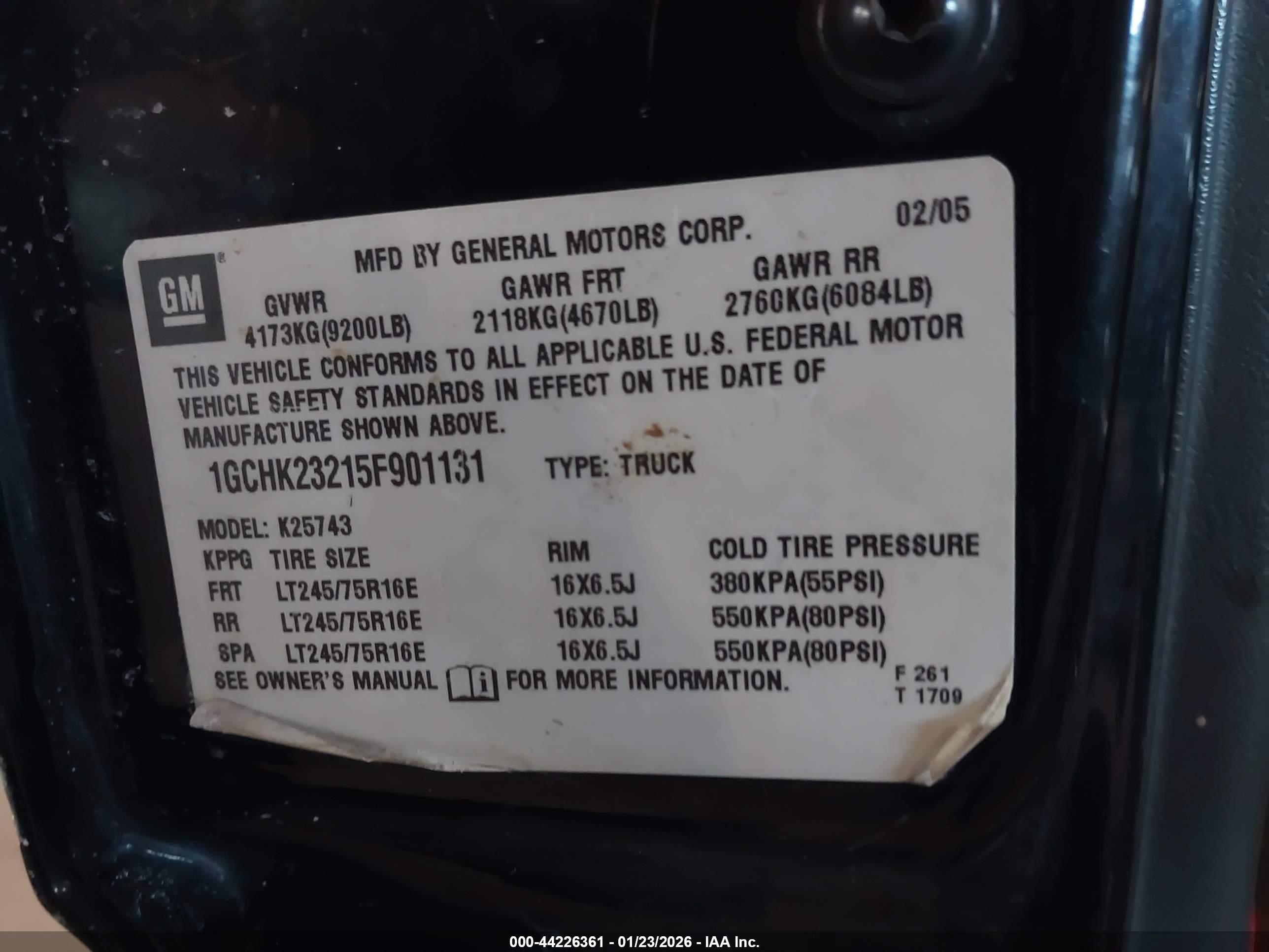 CHEVROLET SILVERADO image 9
