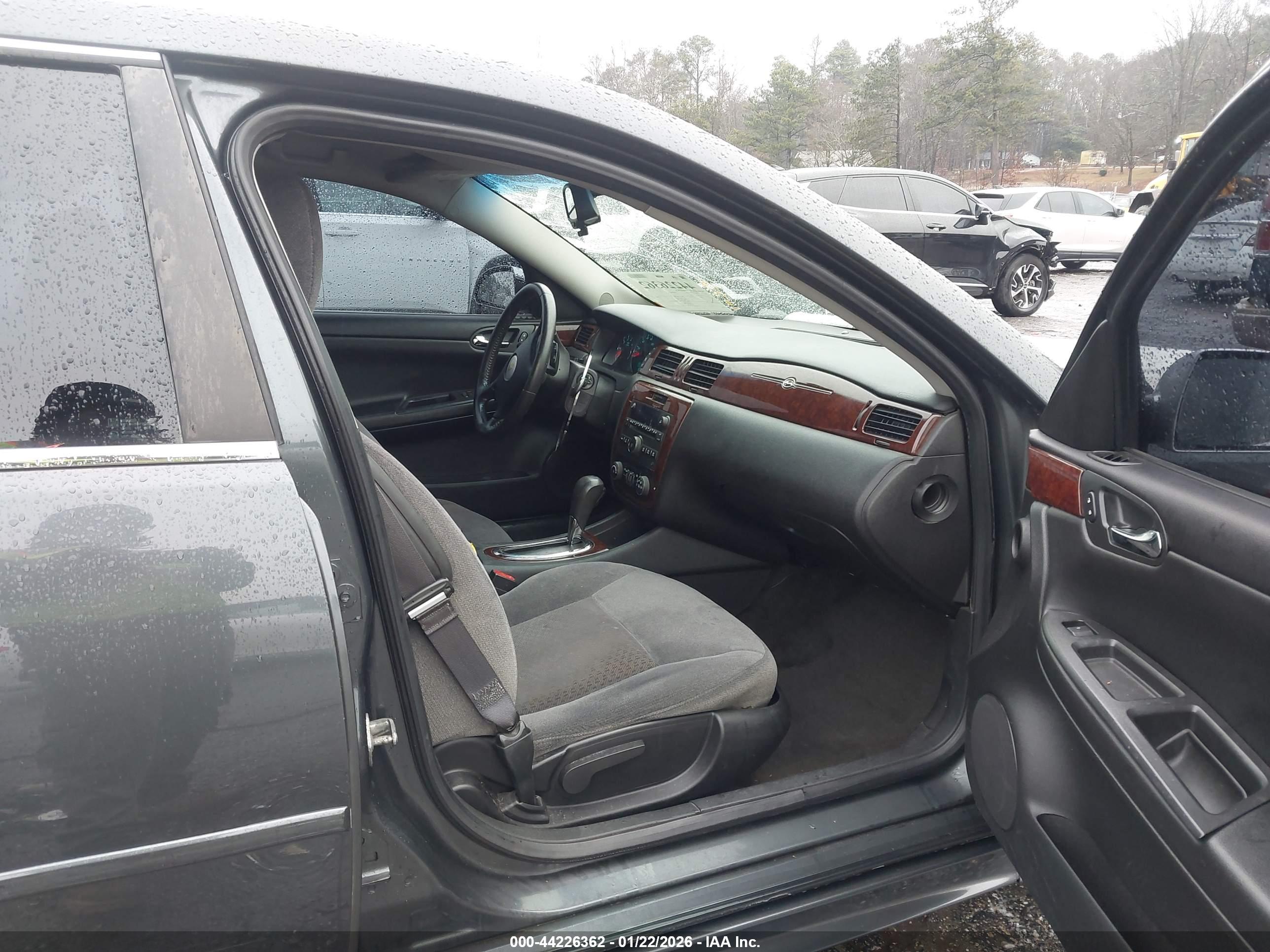 CHEVROLET IMPALA image 5