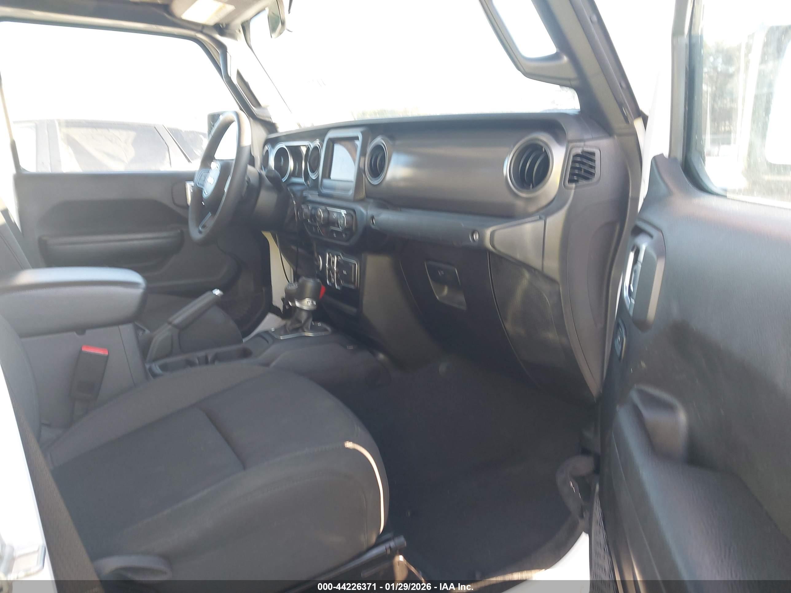 JEEP GLADIATOR image 5