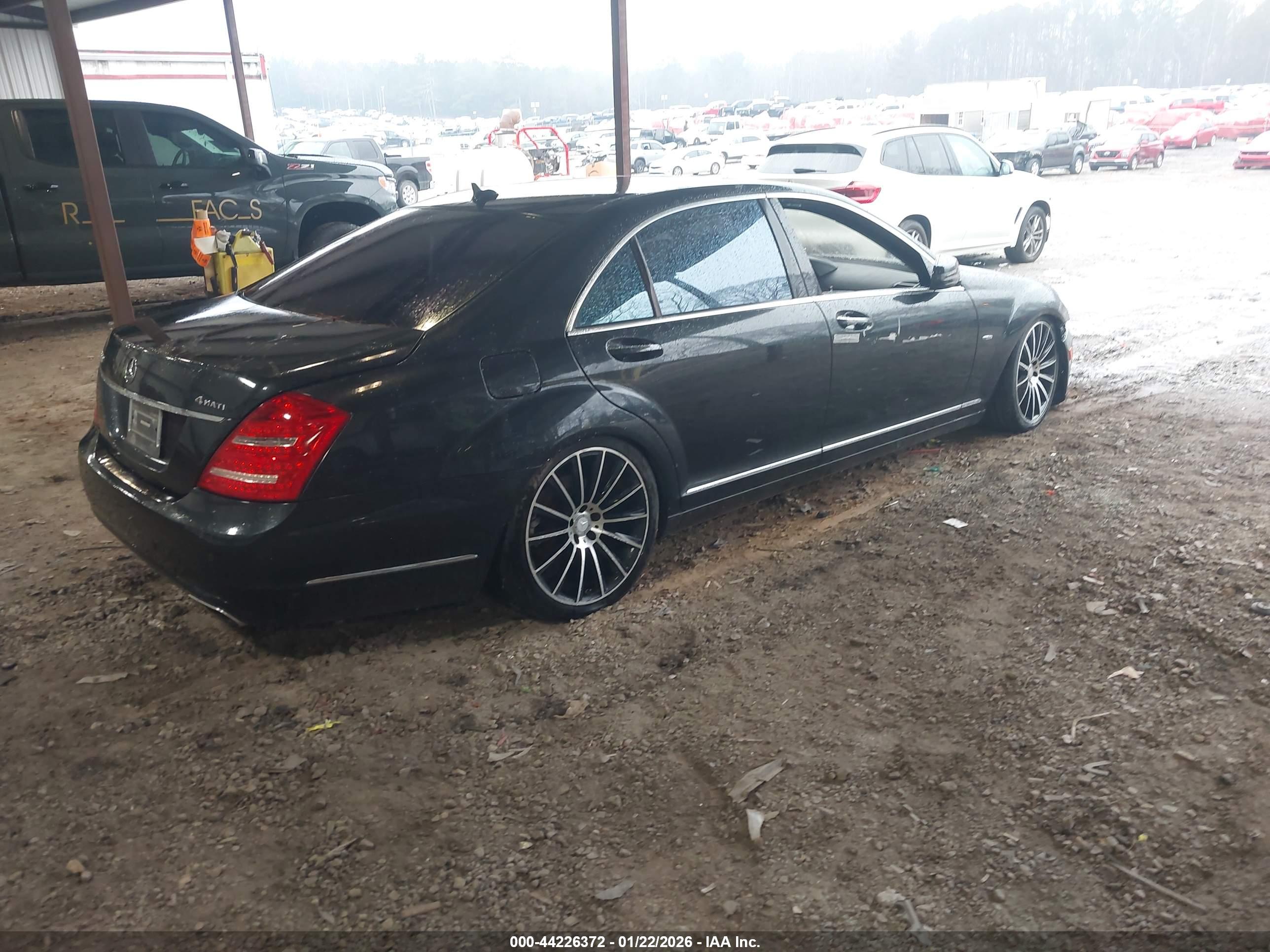 MERCEDES-BENZ S image 4