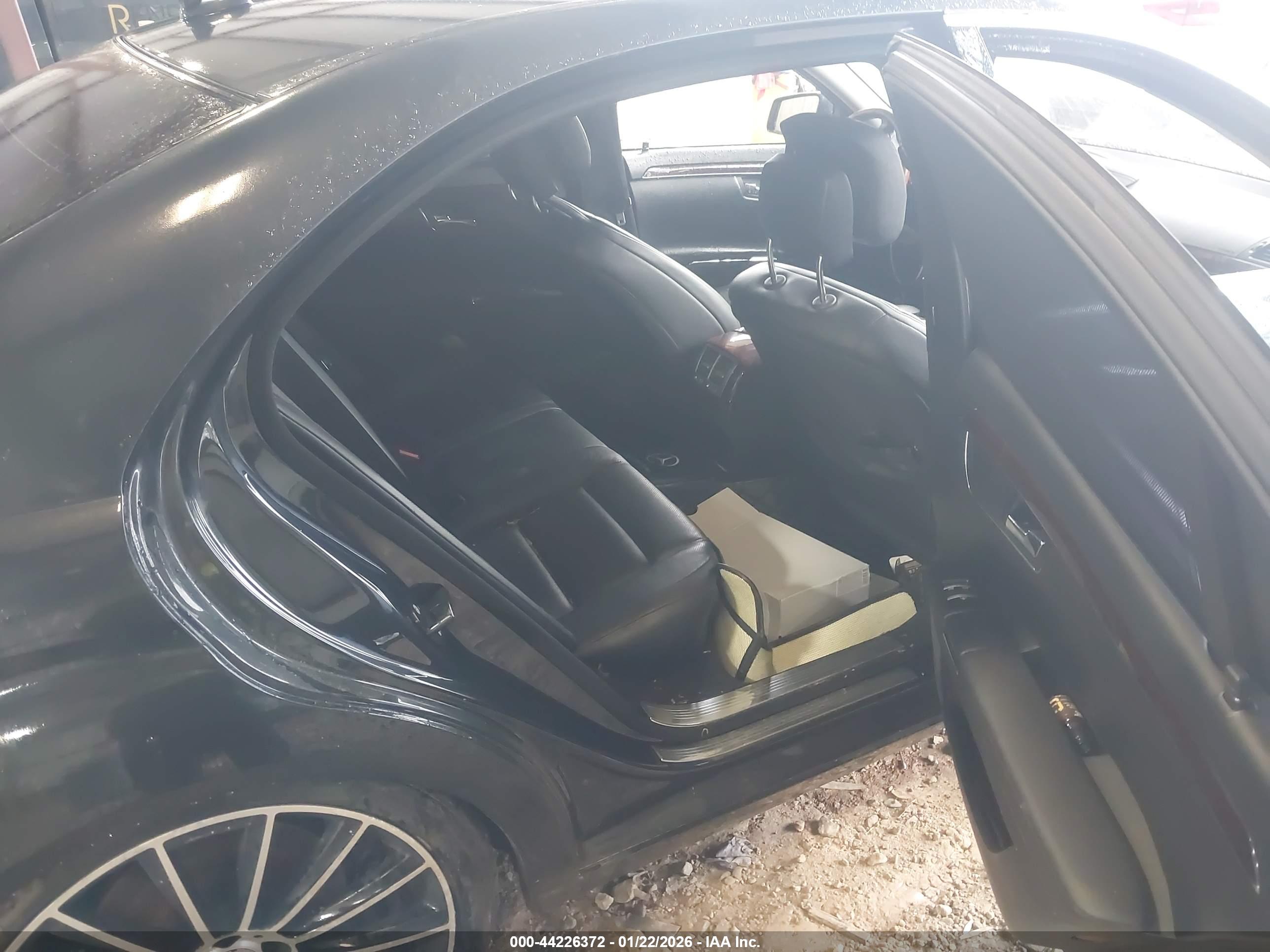 MERCEDES-BENZ S image 8