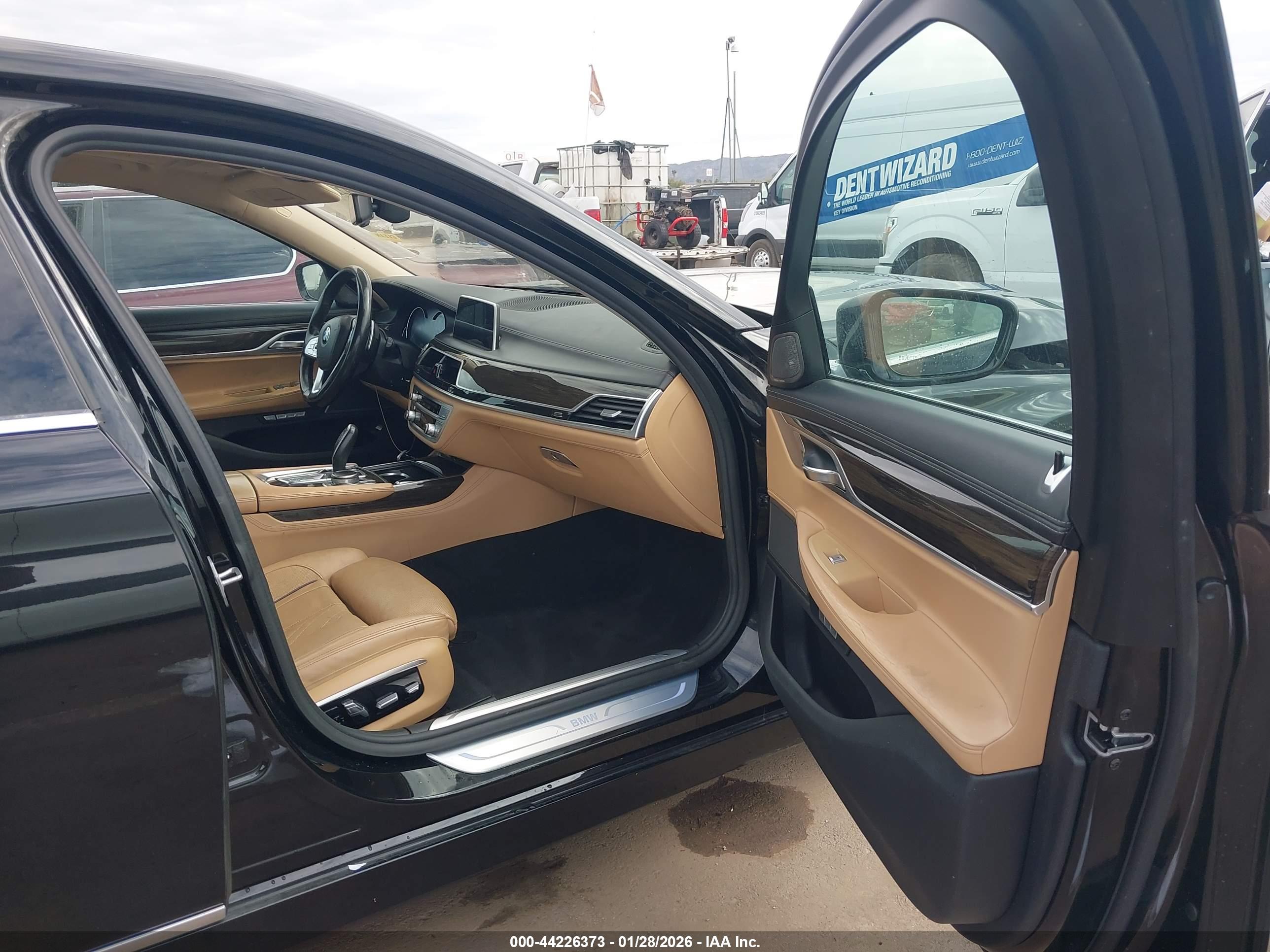 BMW 740I image 5