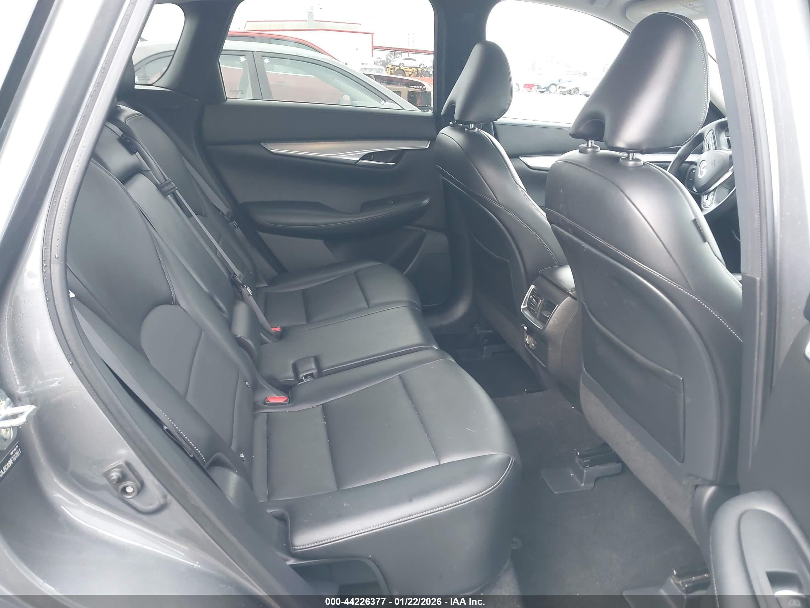 INFINITI QX50 image 8