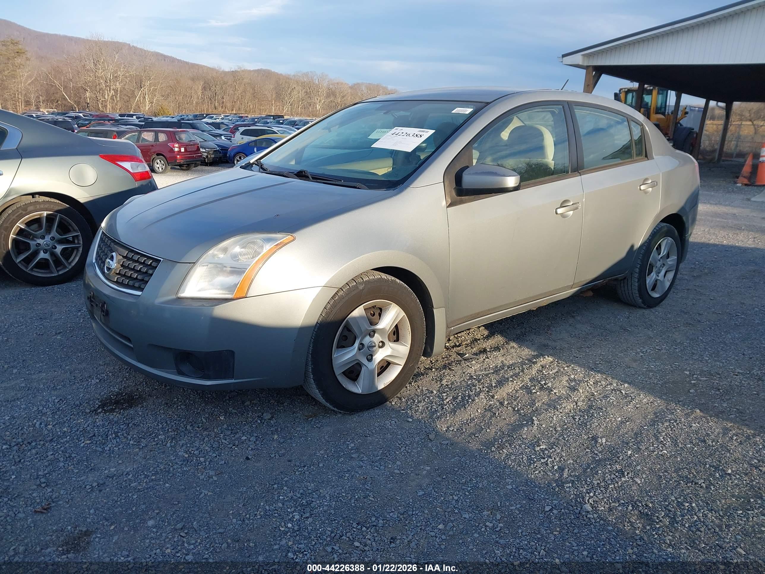NISSAN SENTRA image 2