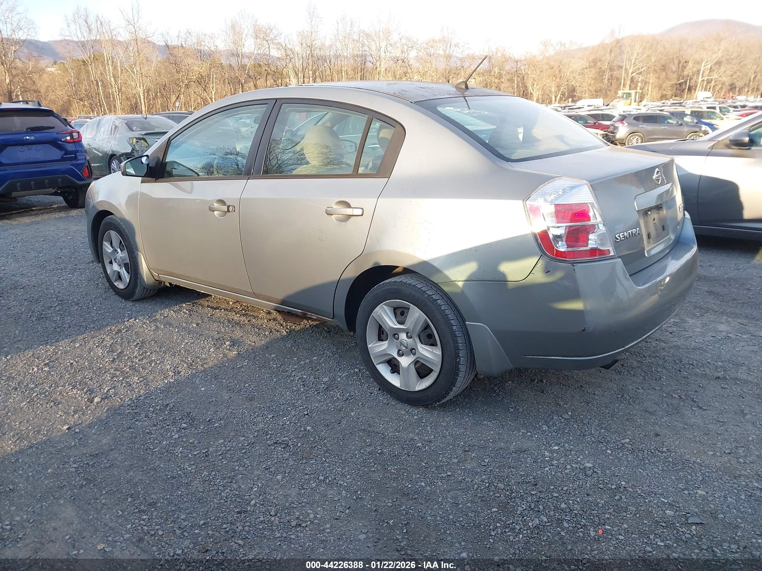 NISSAN SENTRA image 3