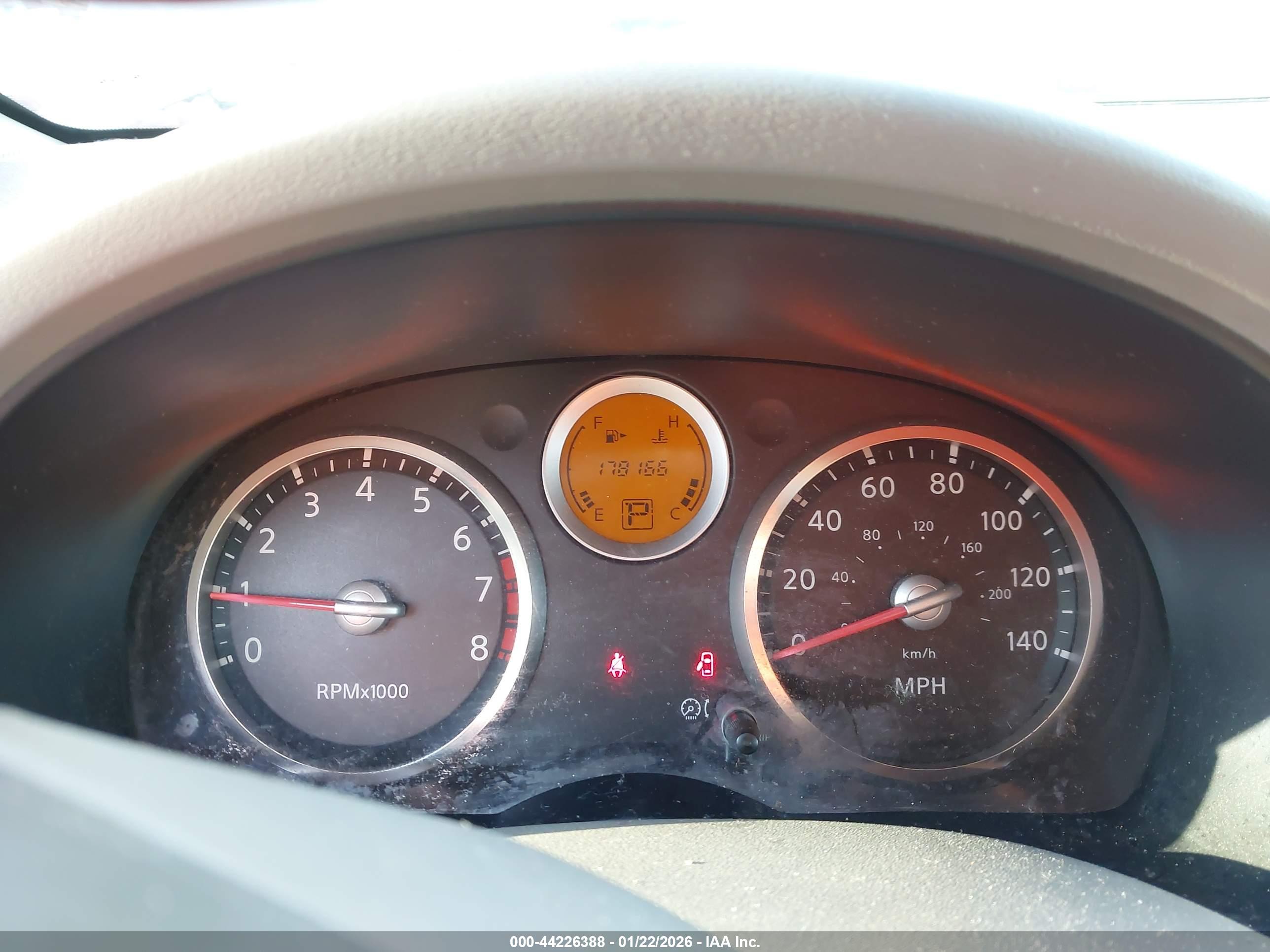 NISSAN SENTRA image 7