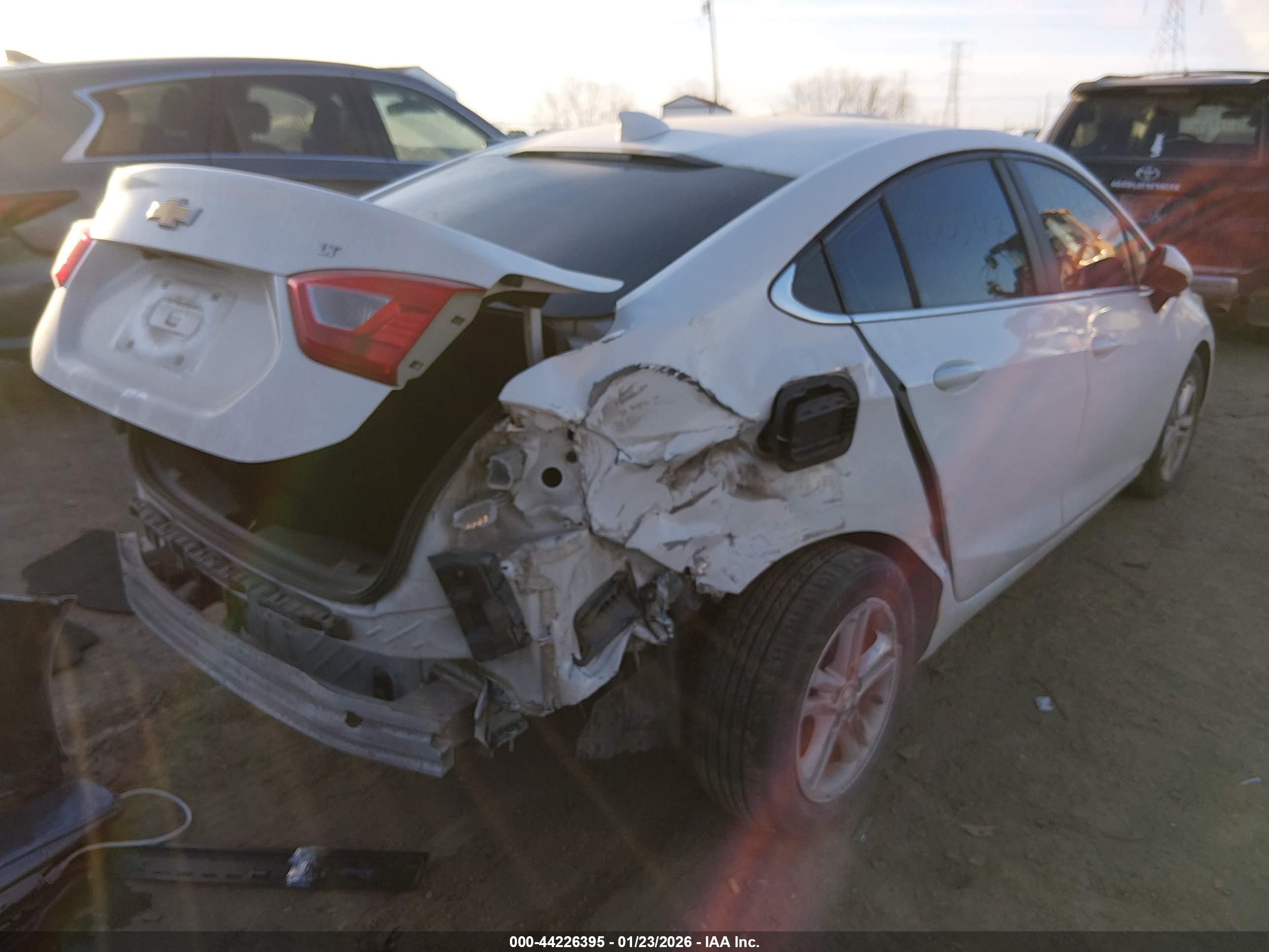 CHEVROLET CRUZE image 6