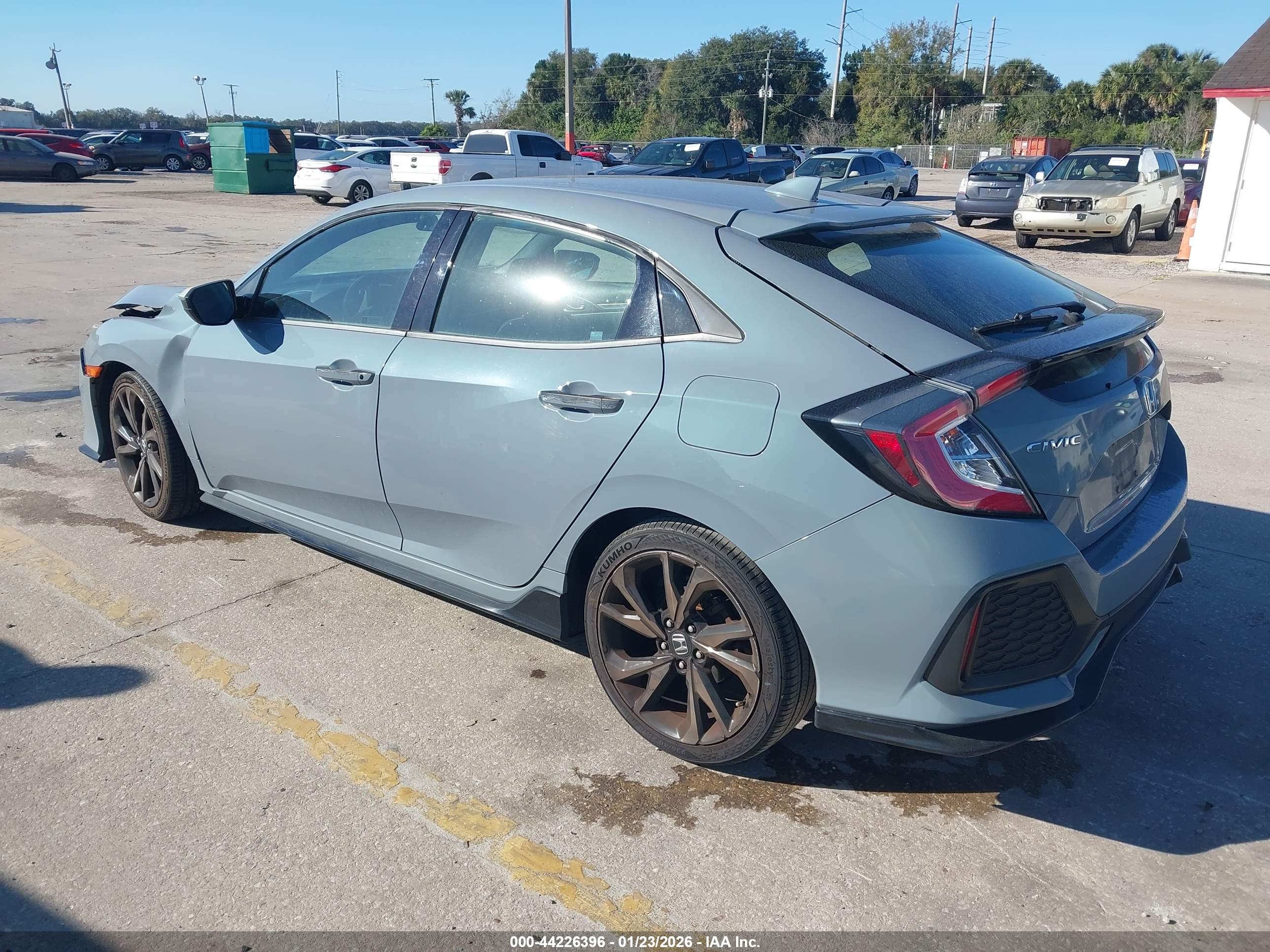 HONDA CIVIC image 3
