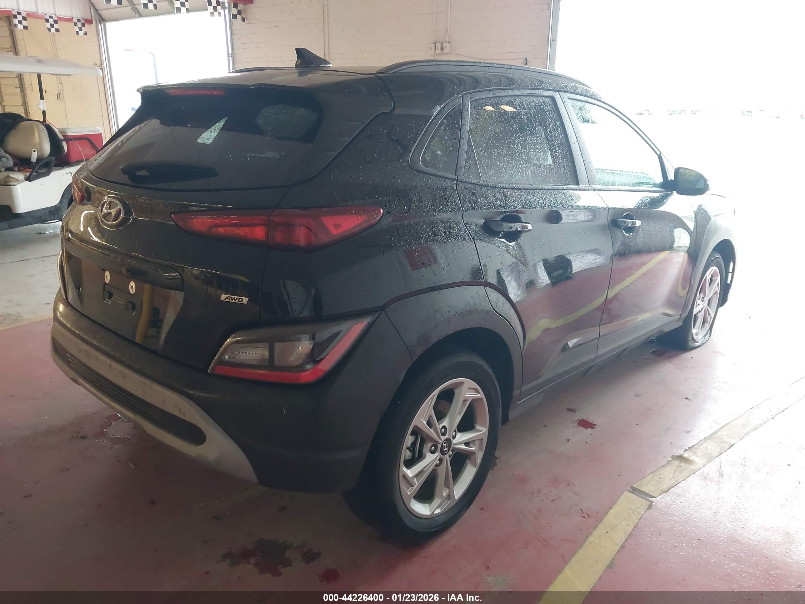 HYUNDAI KONA image 4