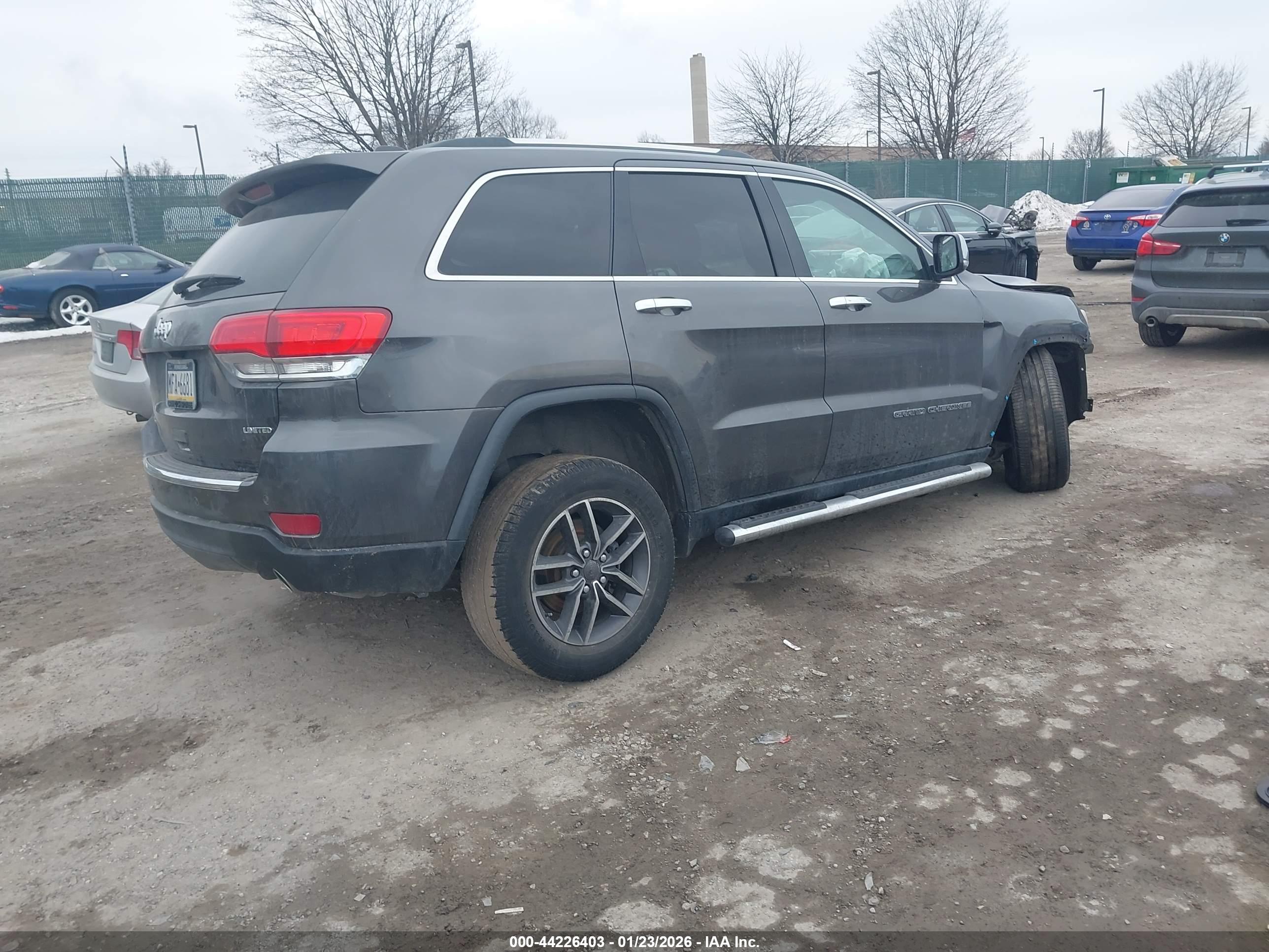 JEEP GRAND image 4