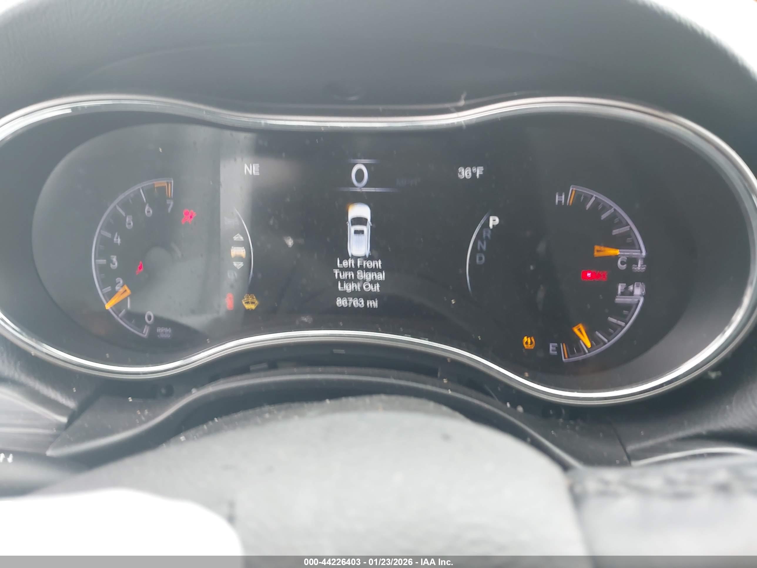 JEEP GRAND image 7