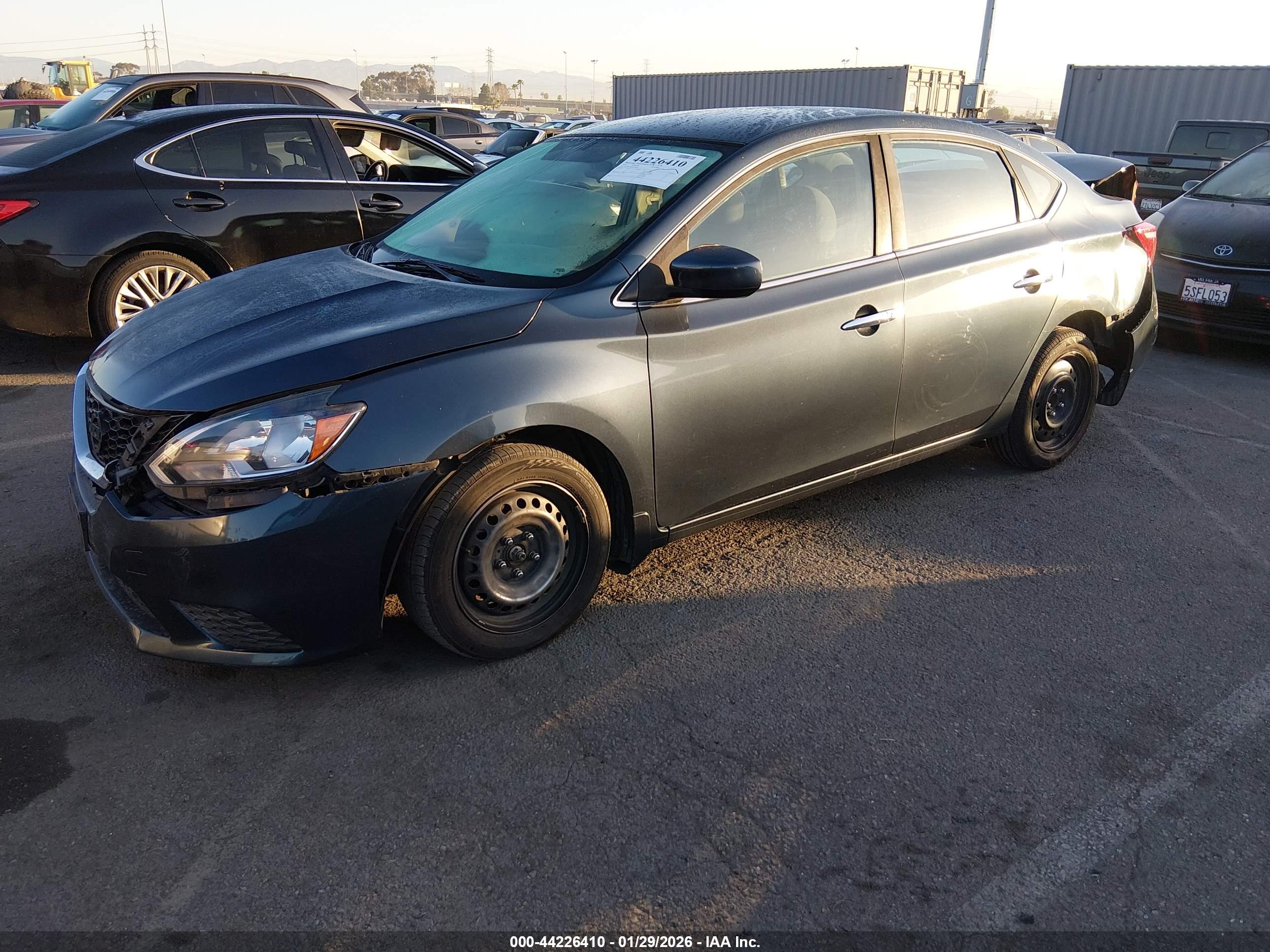 NISSAN SENTRA image 2