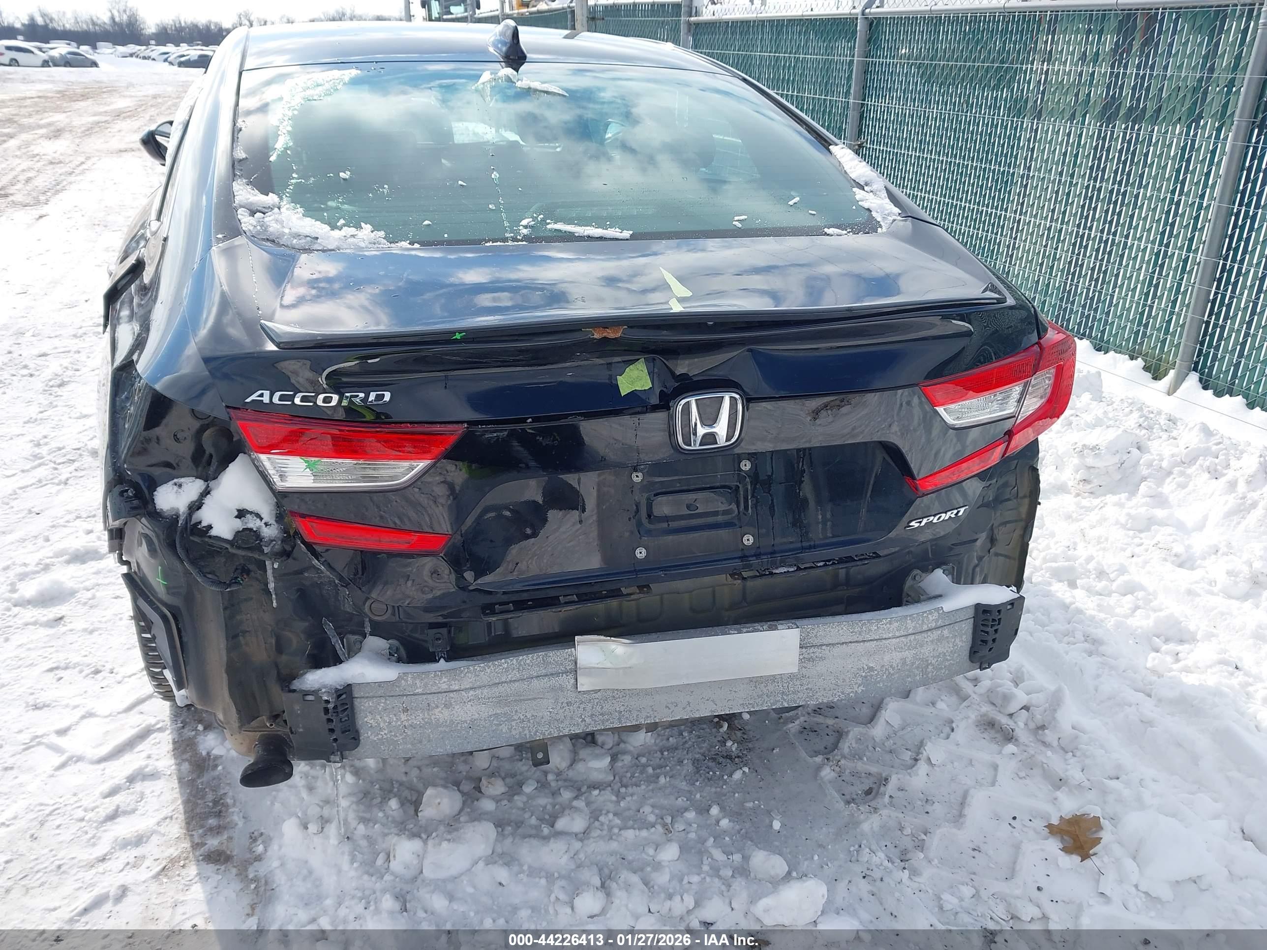 HONDA ACCORD image 6