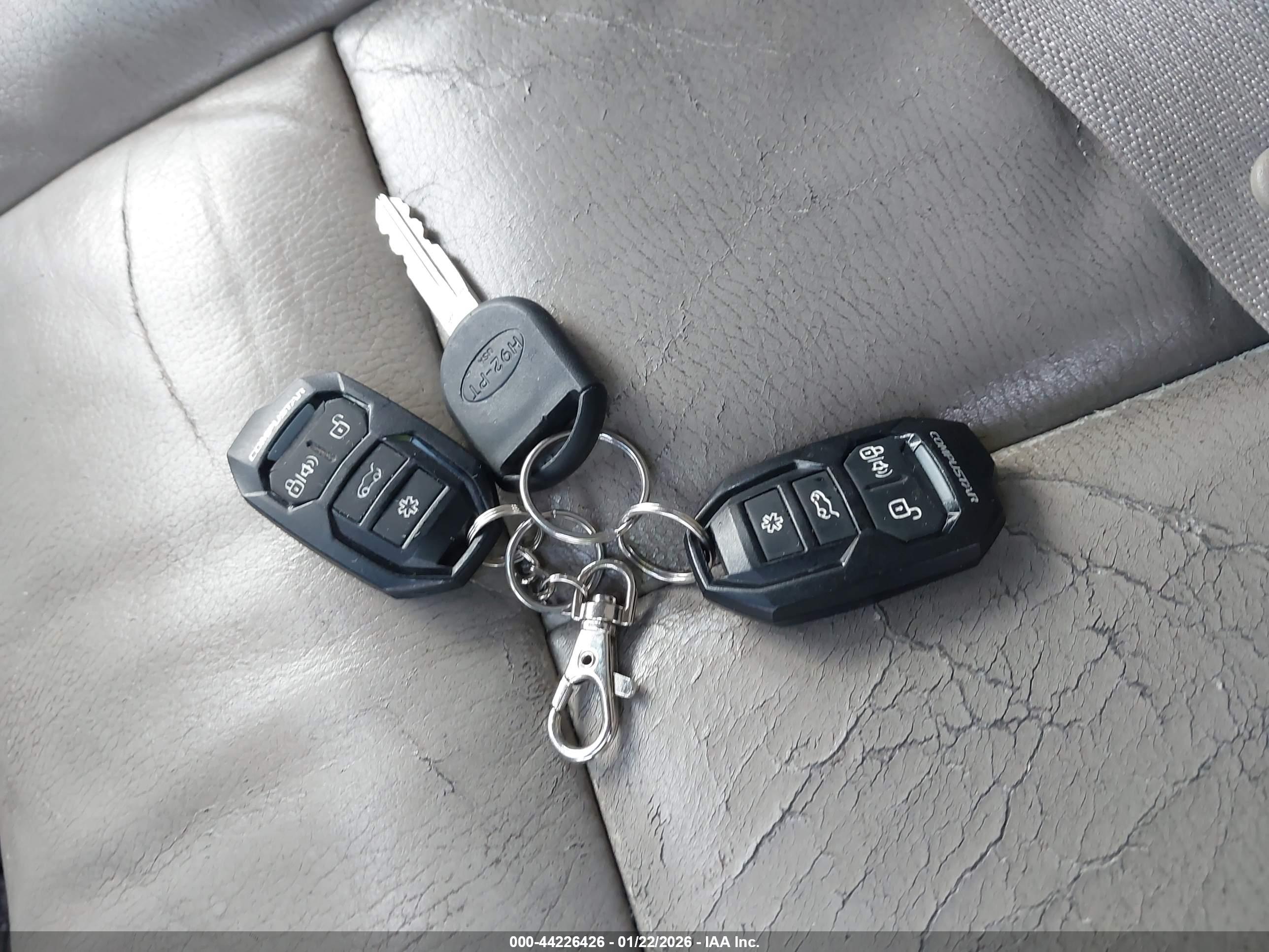 FORD EXPEDITION image 11