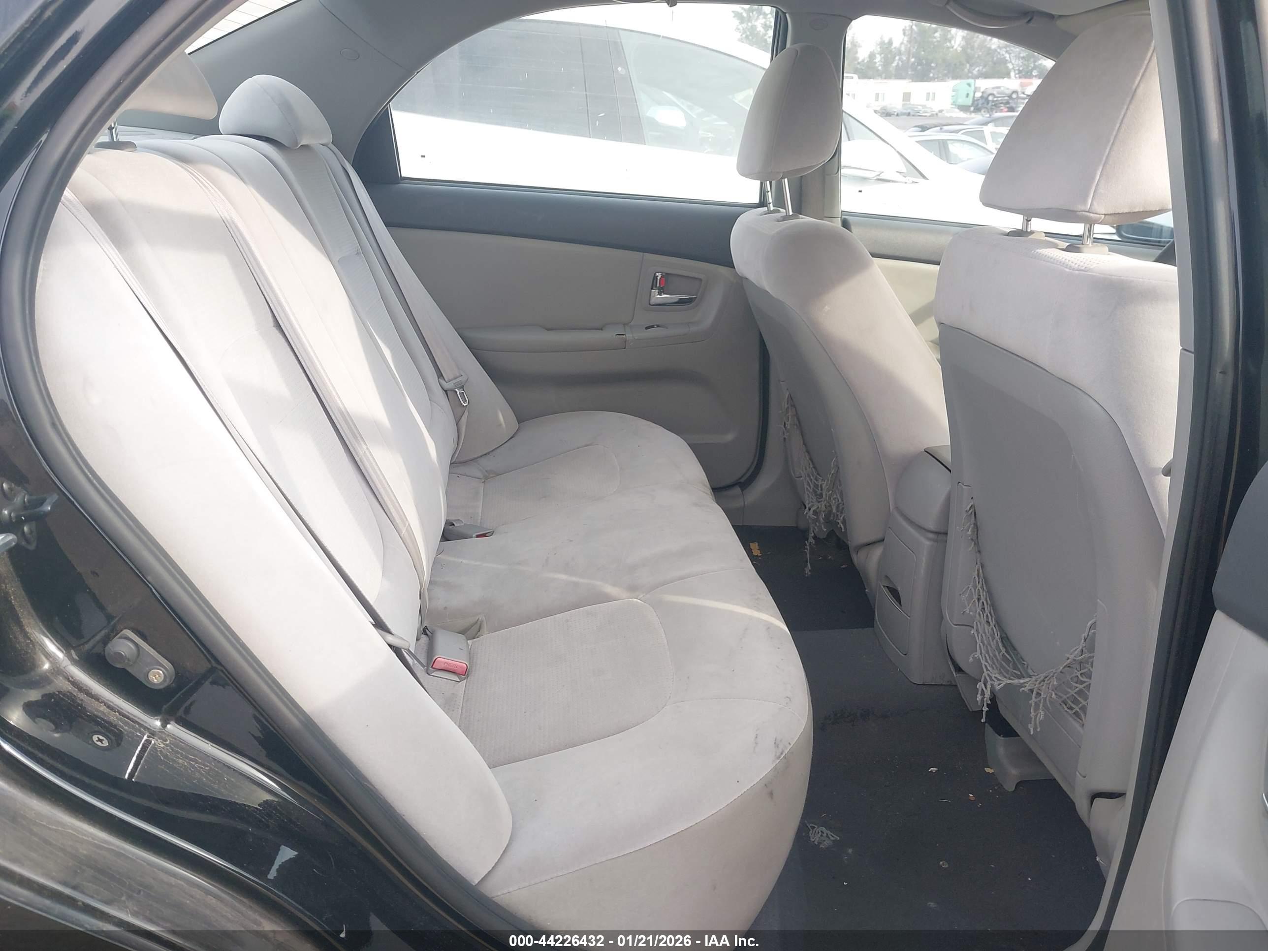 KIA SPECTRA image 8