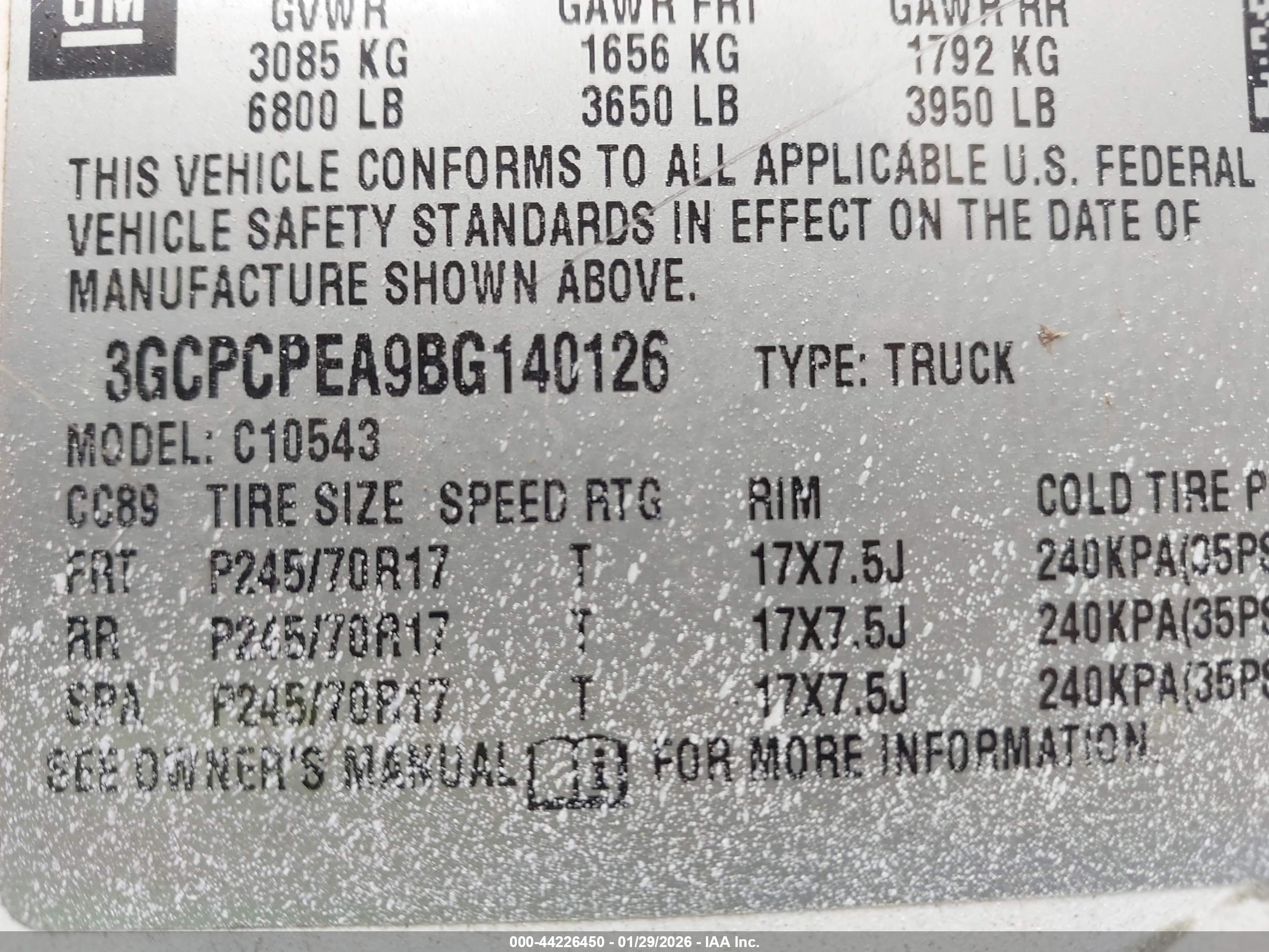 CHEVROLET SILVERADO image 9