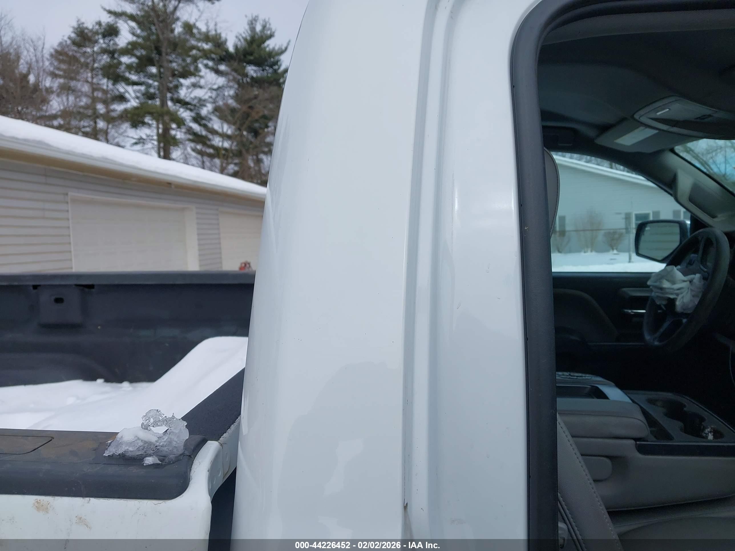 CHEVROLET SILVERADO image 8
