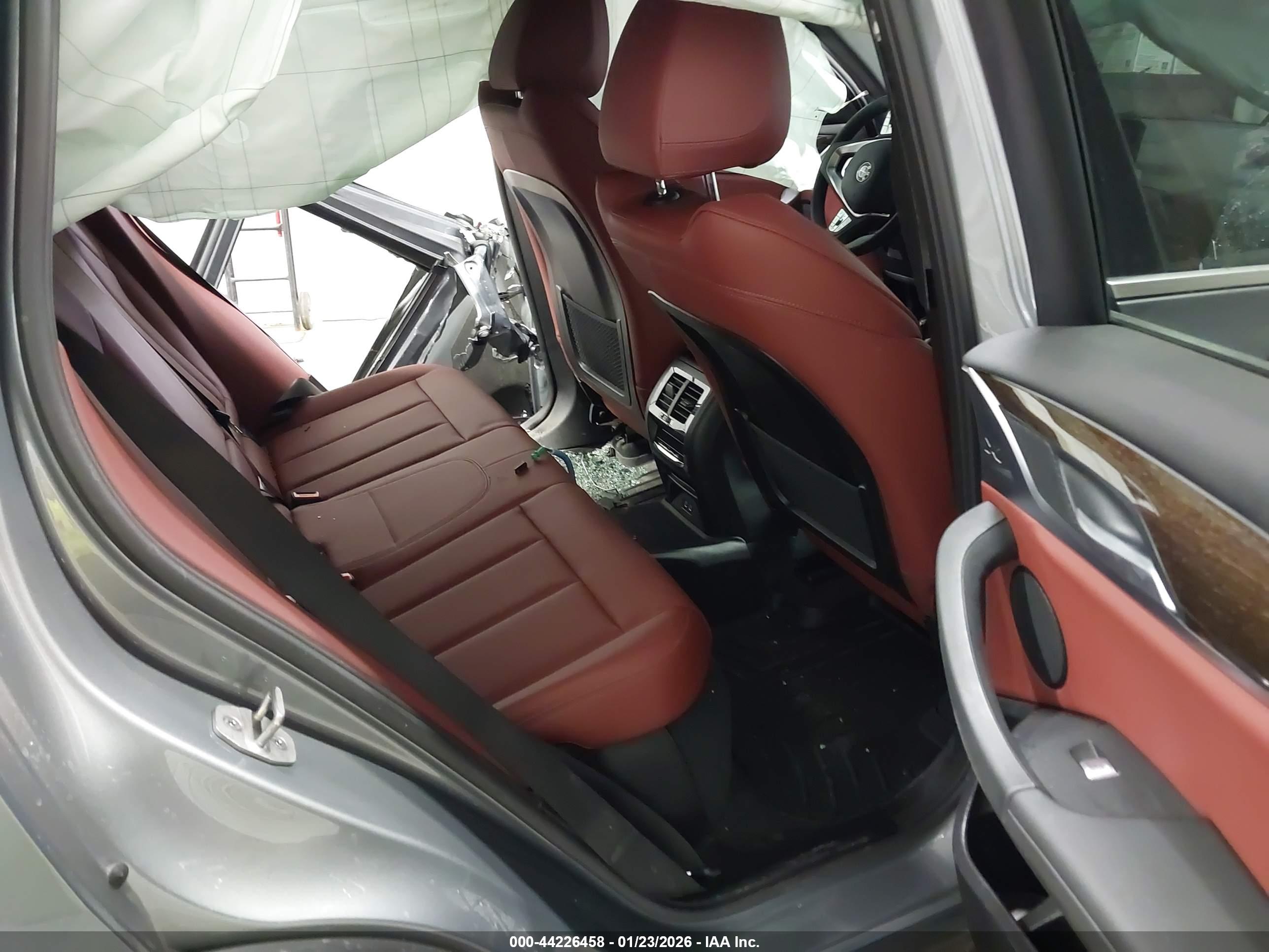 BMW X3 image 8