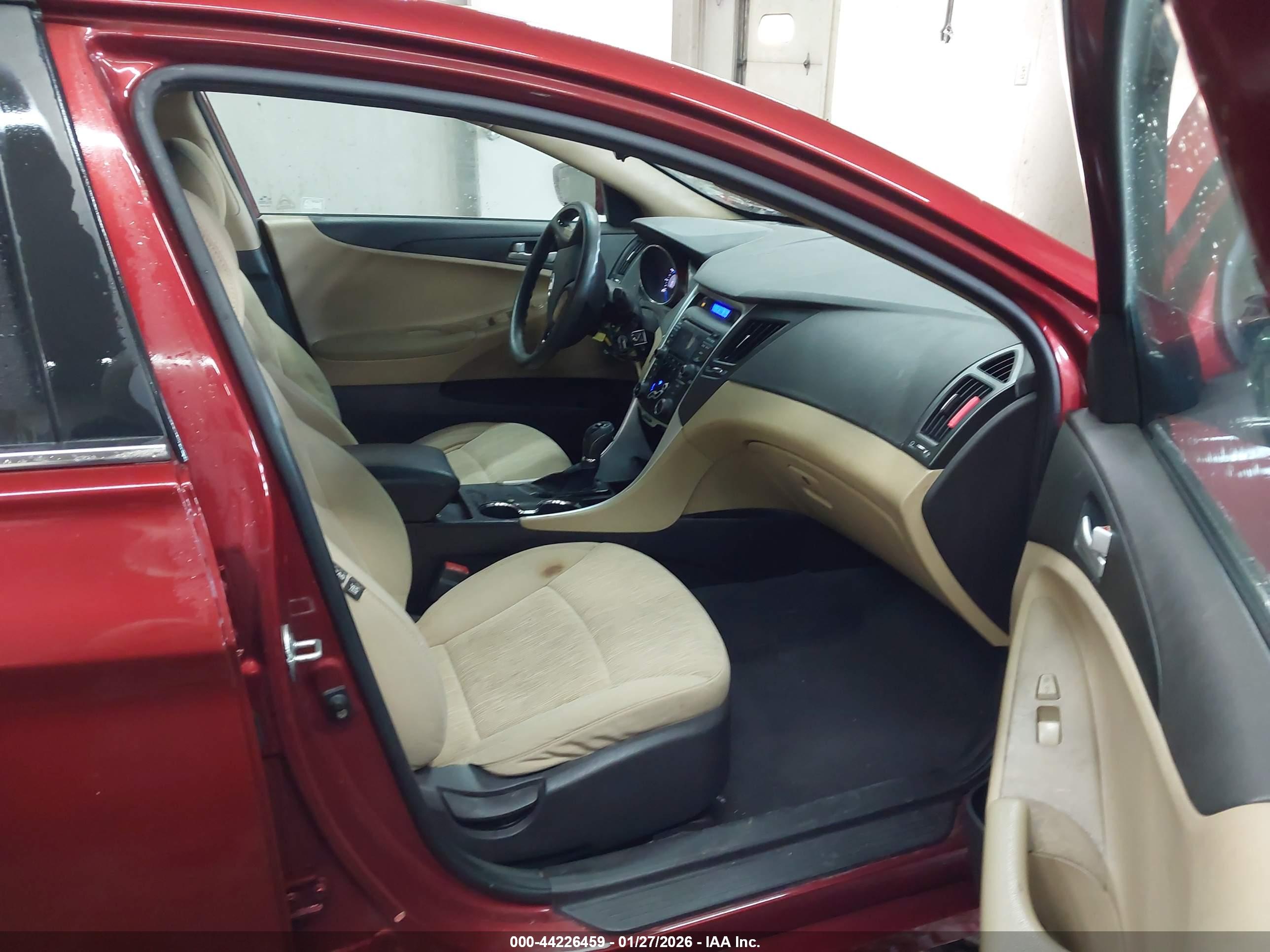 HYUNDAI SONATA image 5