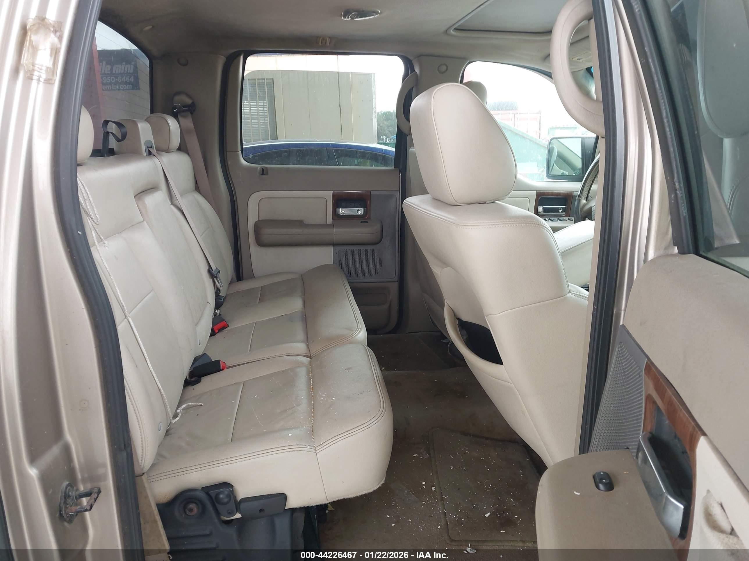 FORD F-150 image 8