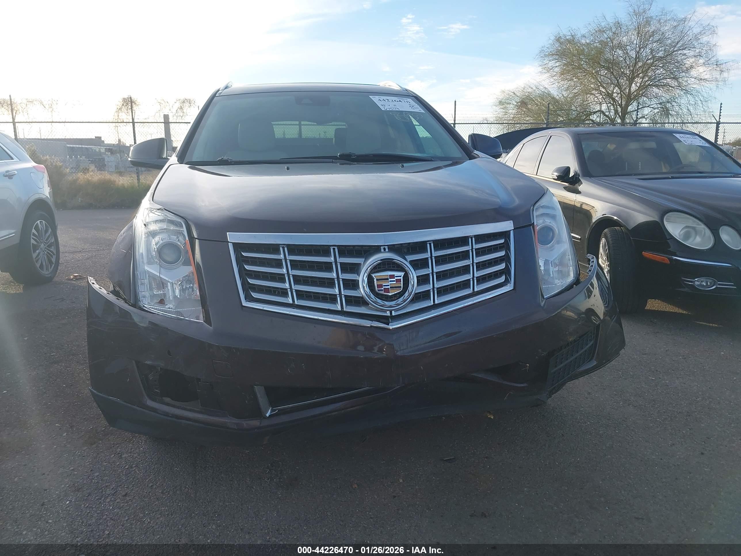 CADILLAC SRX image 6
