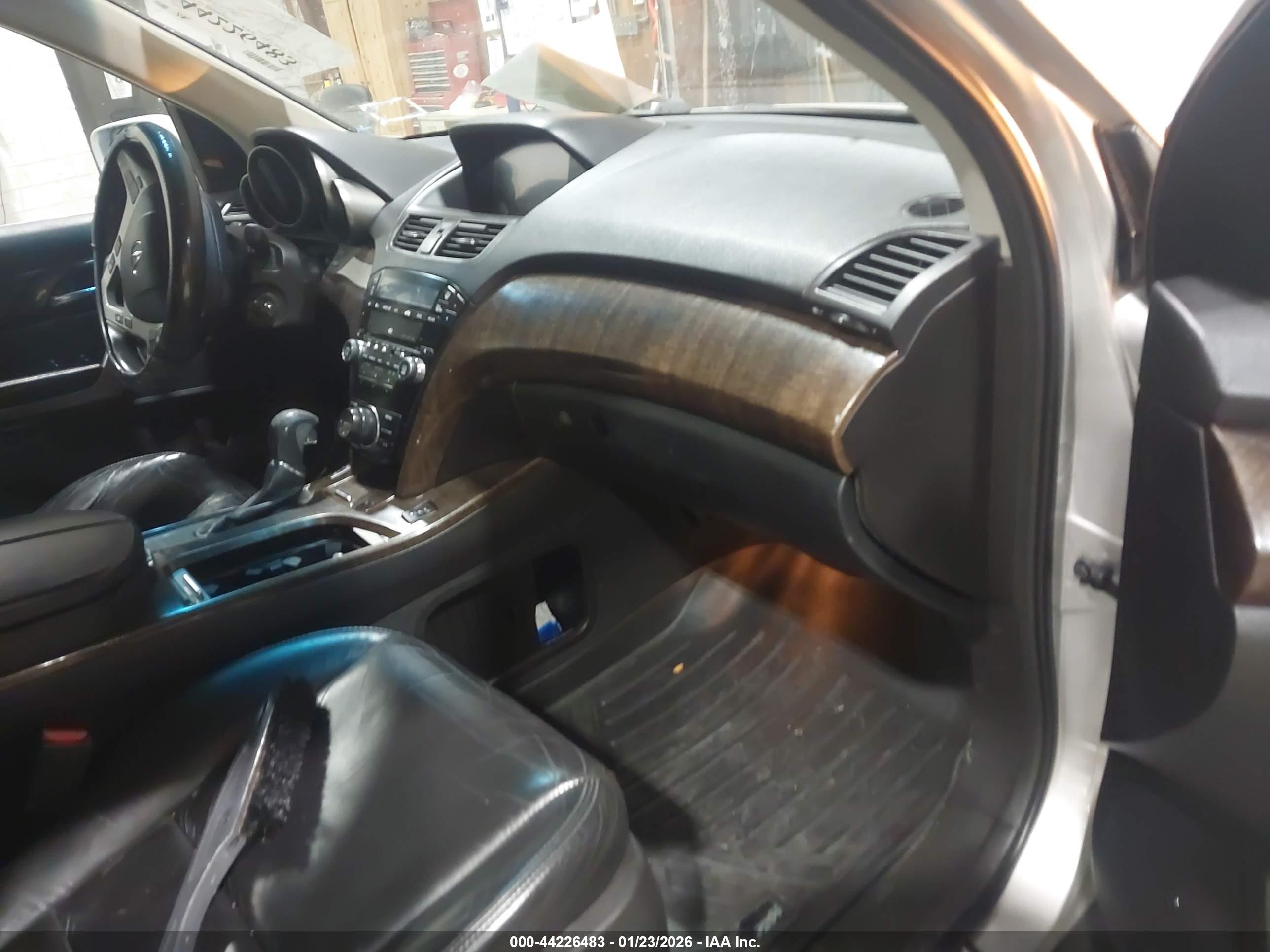 ACURA MDX image 5