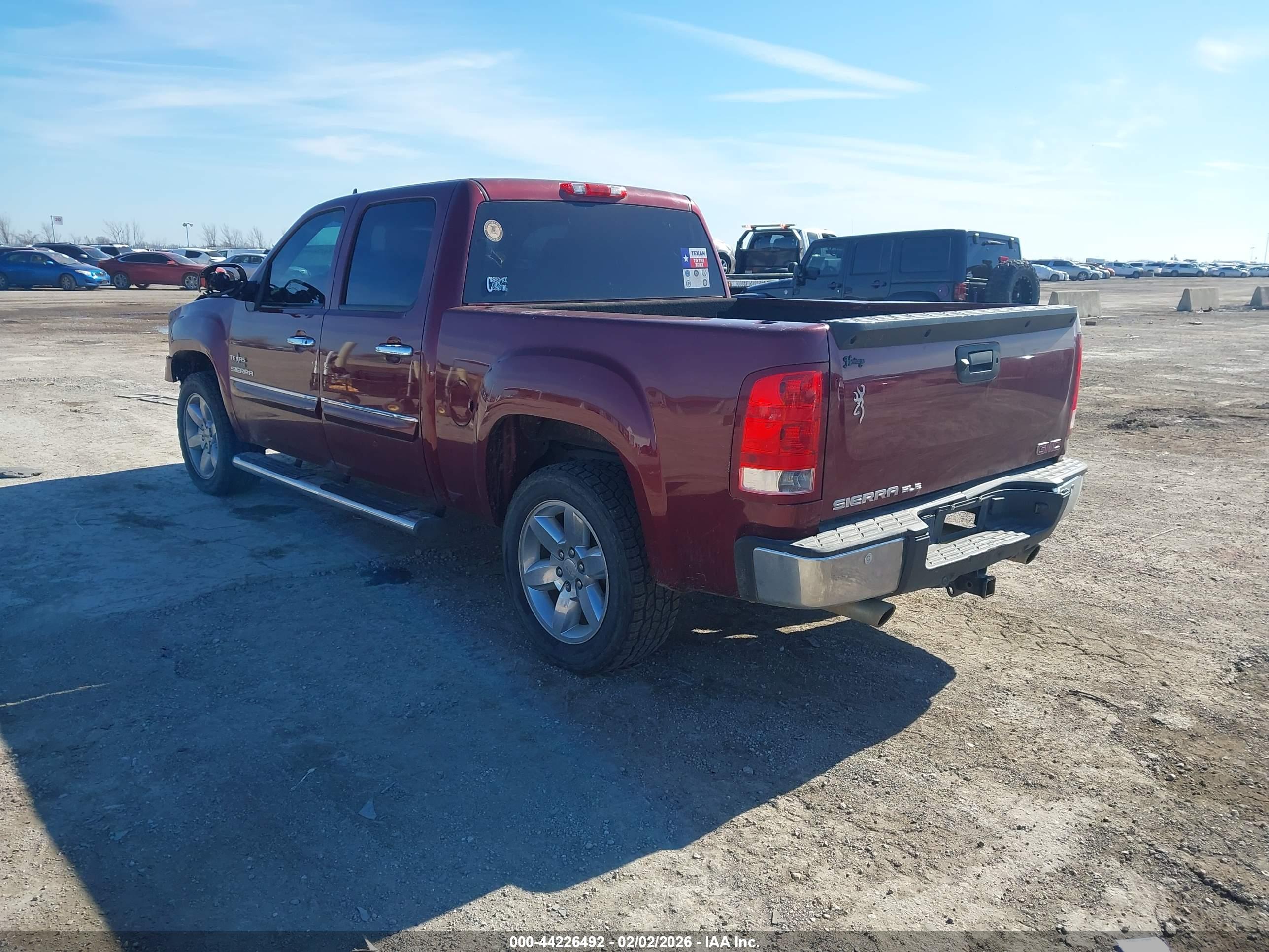 GMC SIERRA image 3