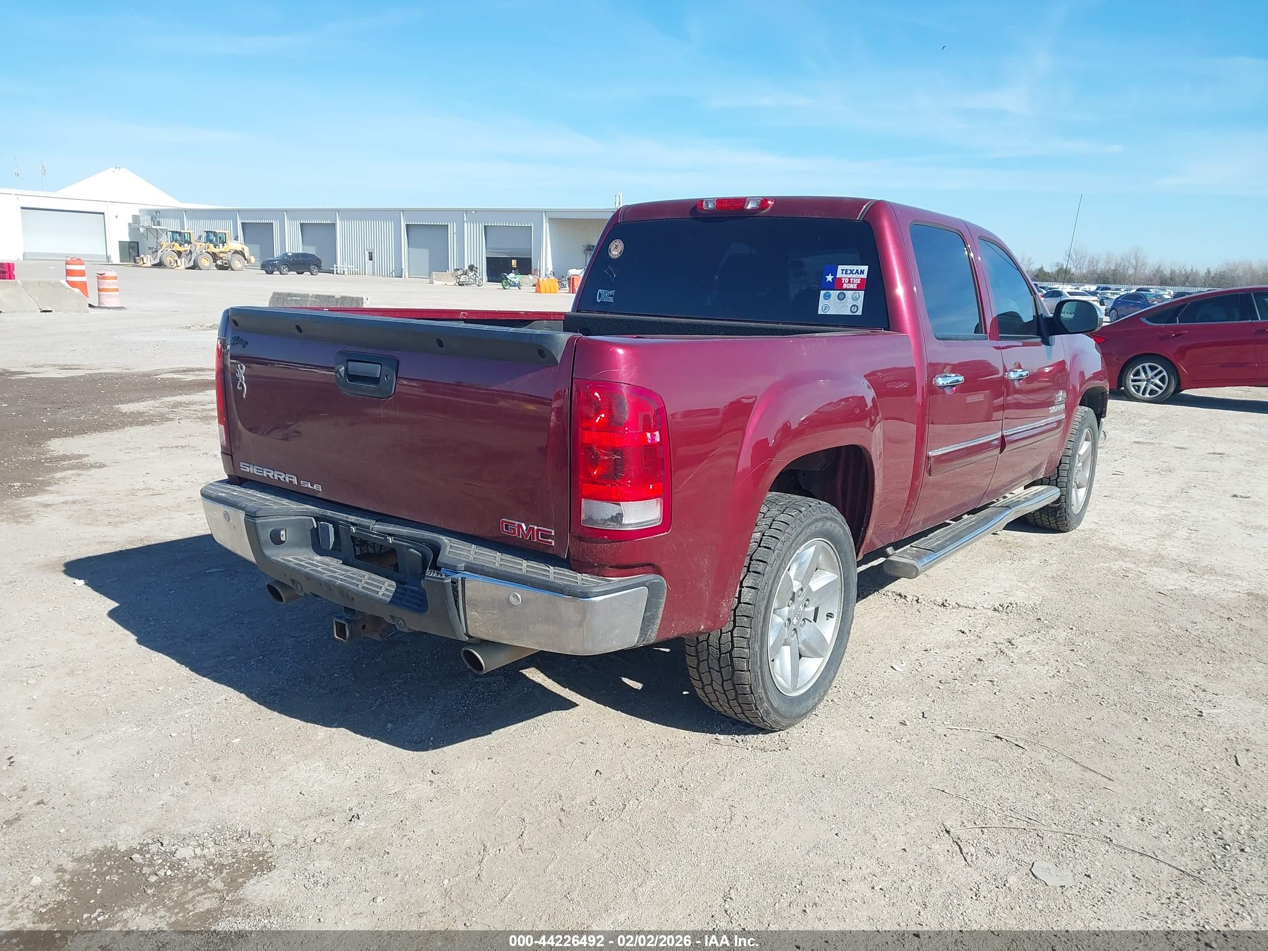 GMC SIERRA image 4