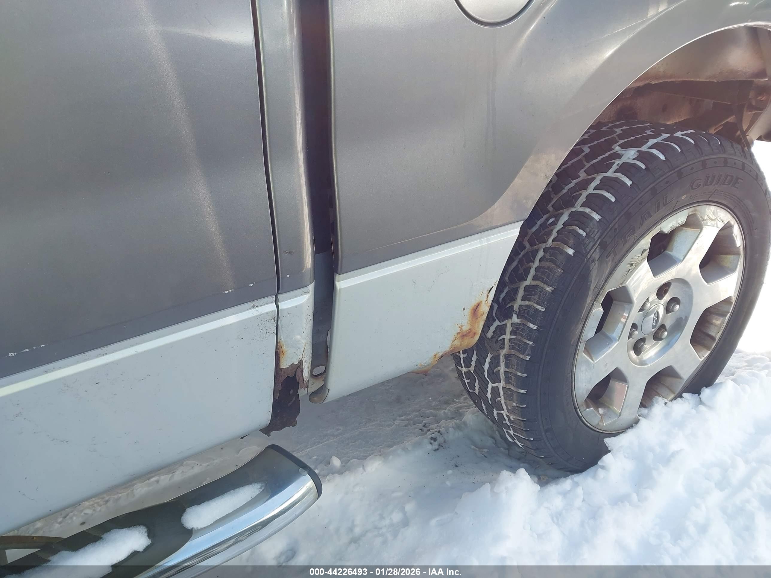 FORD F-150 image 6