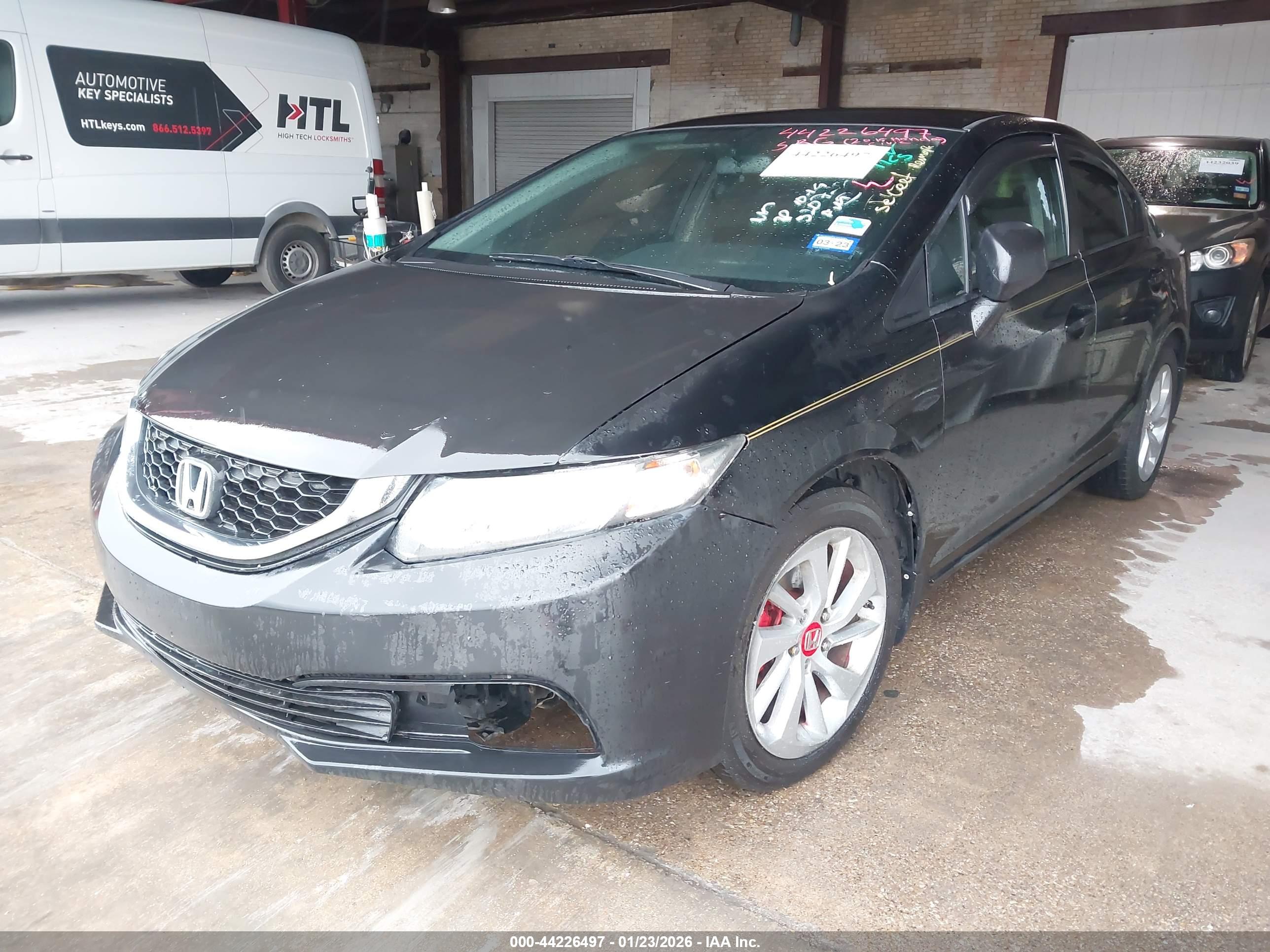 HONDA CIVIC image 2