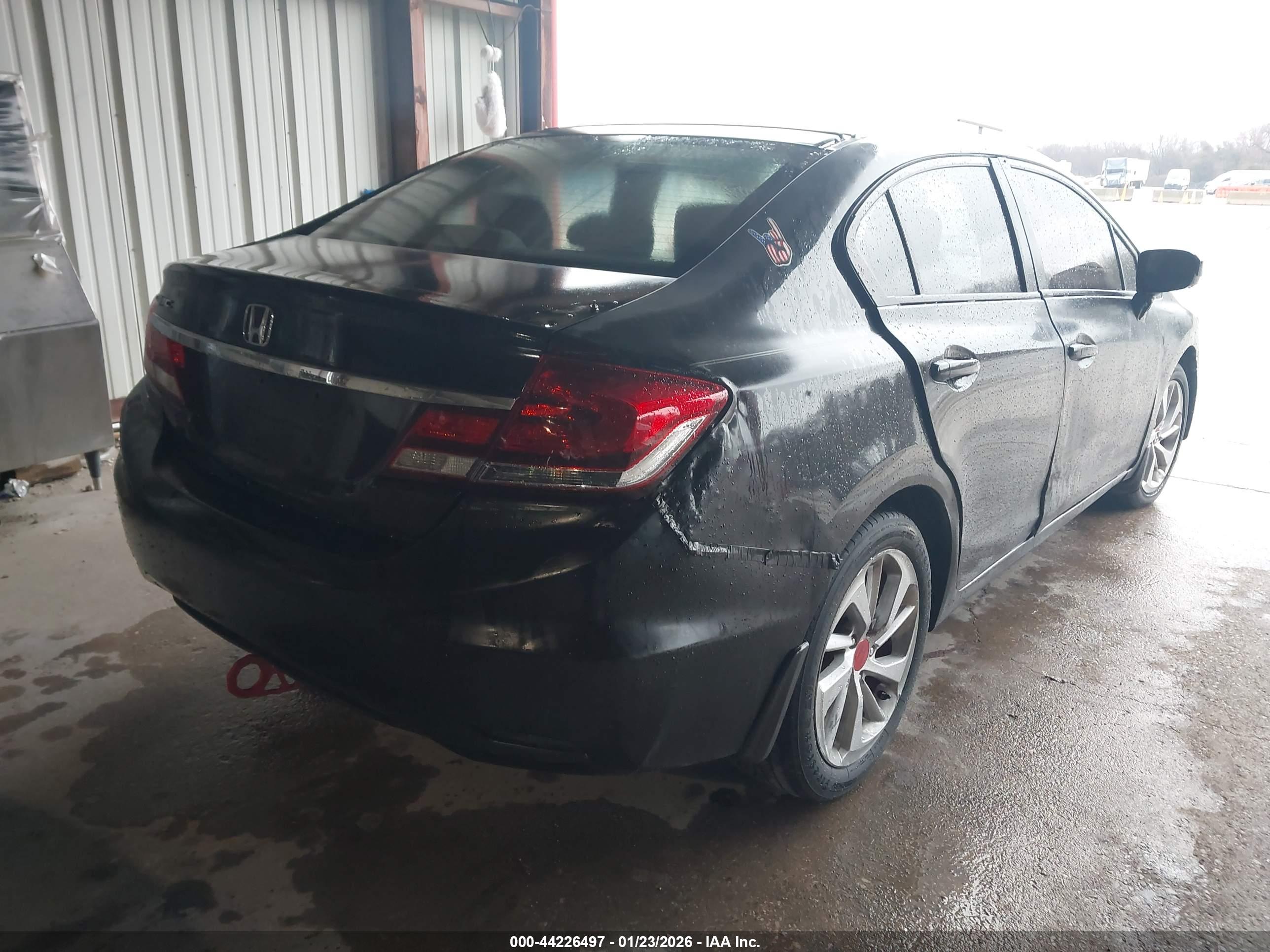 HONDA CIVIC image 4