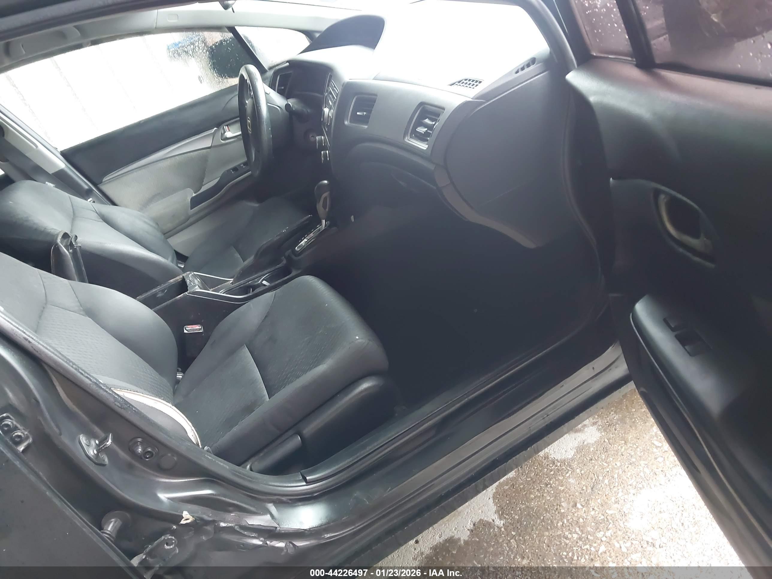 HONDA CIVIC image 5