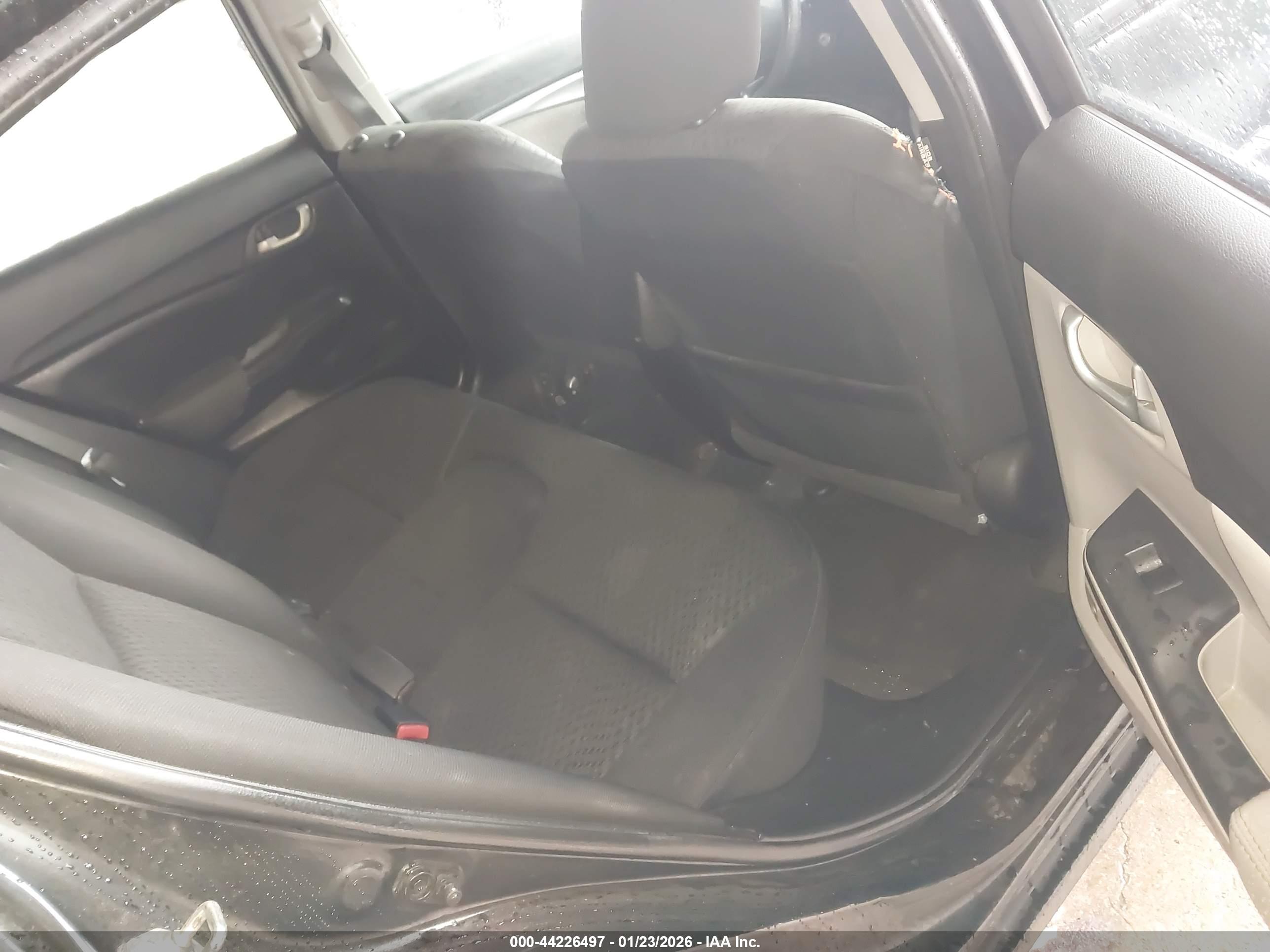 HONDA CIVIC image 8