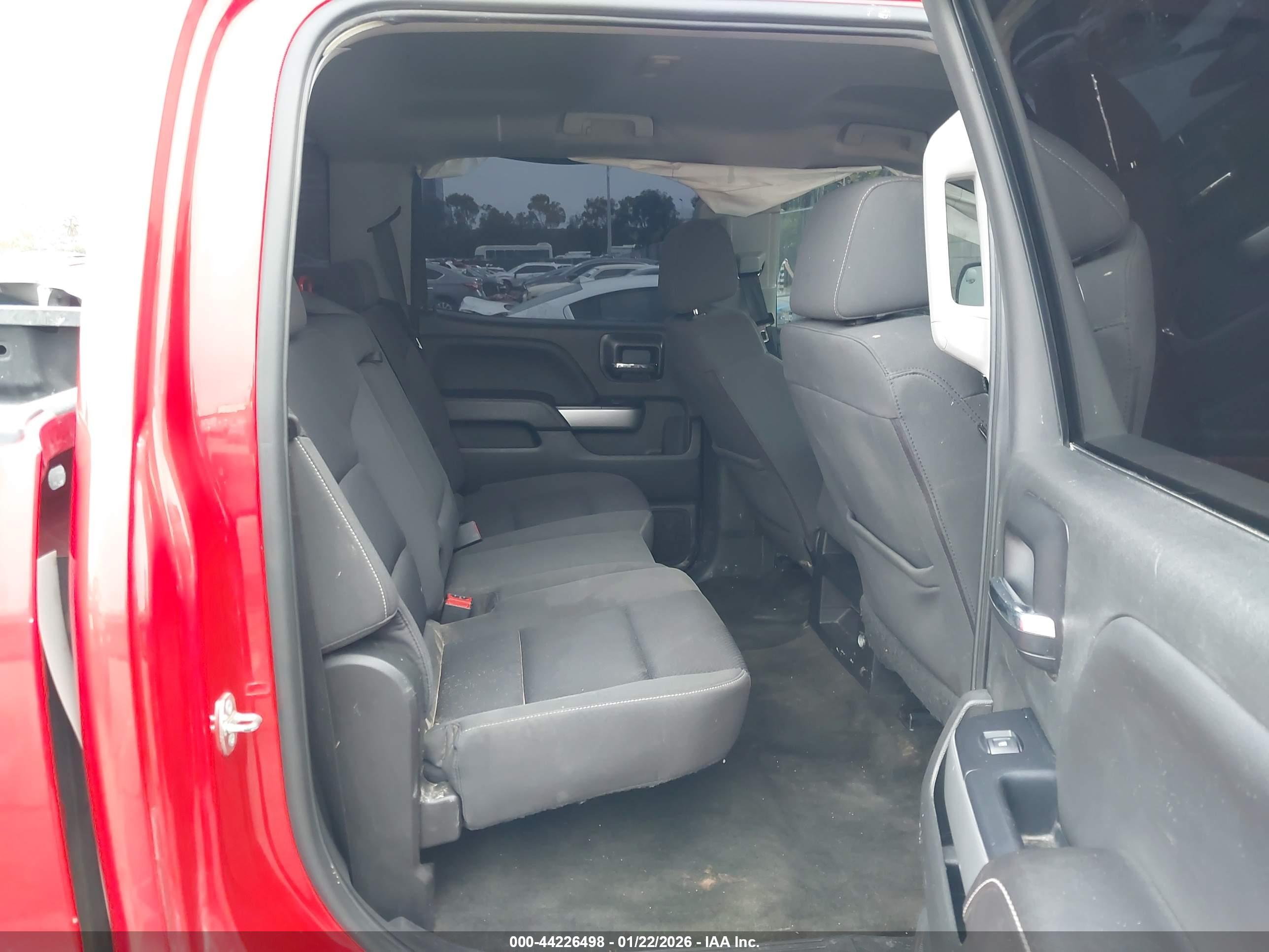 CHEVROLET SILVERADO image 8