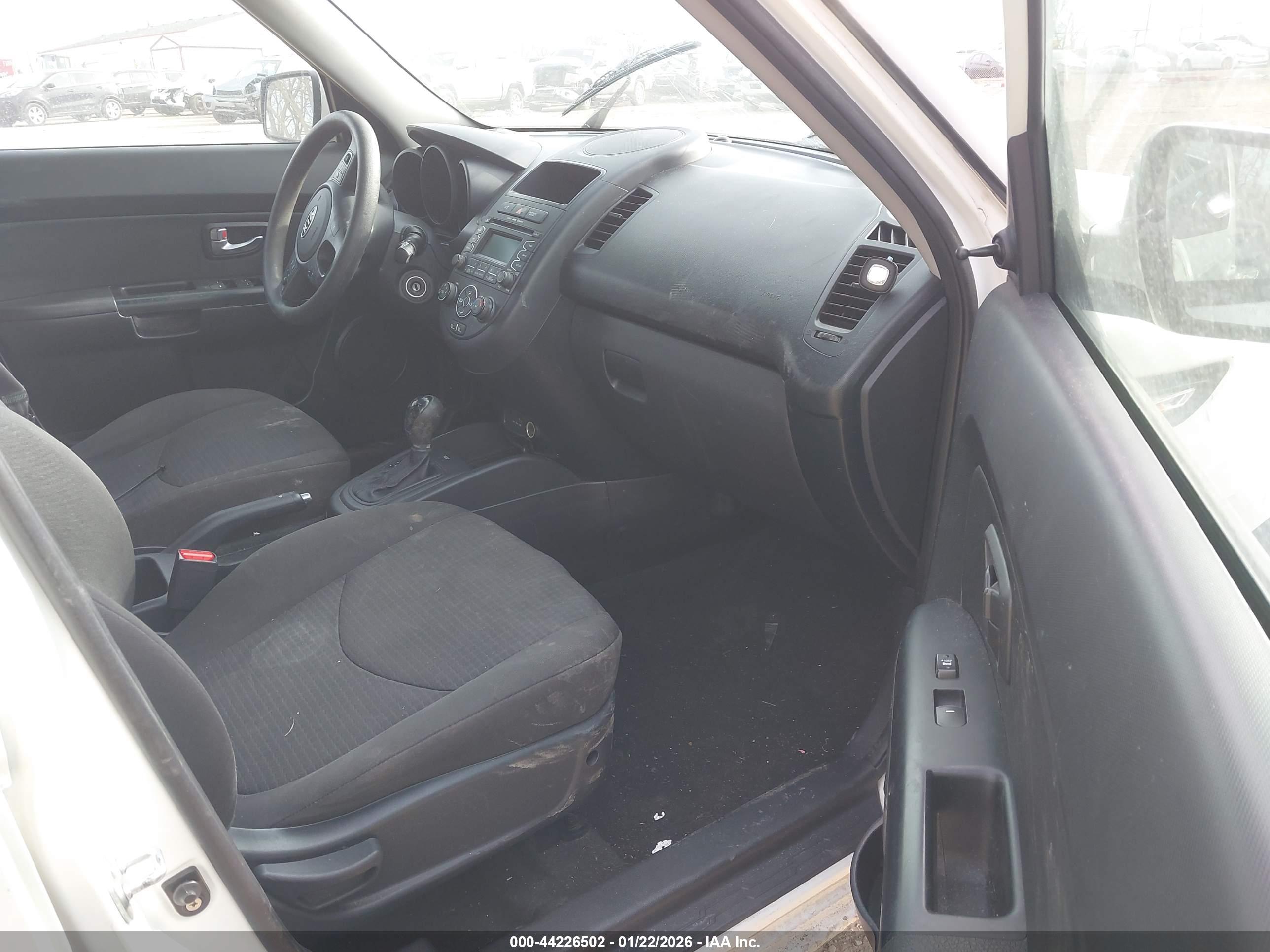 KIA SOUL image 5