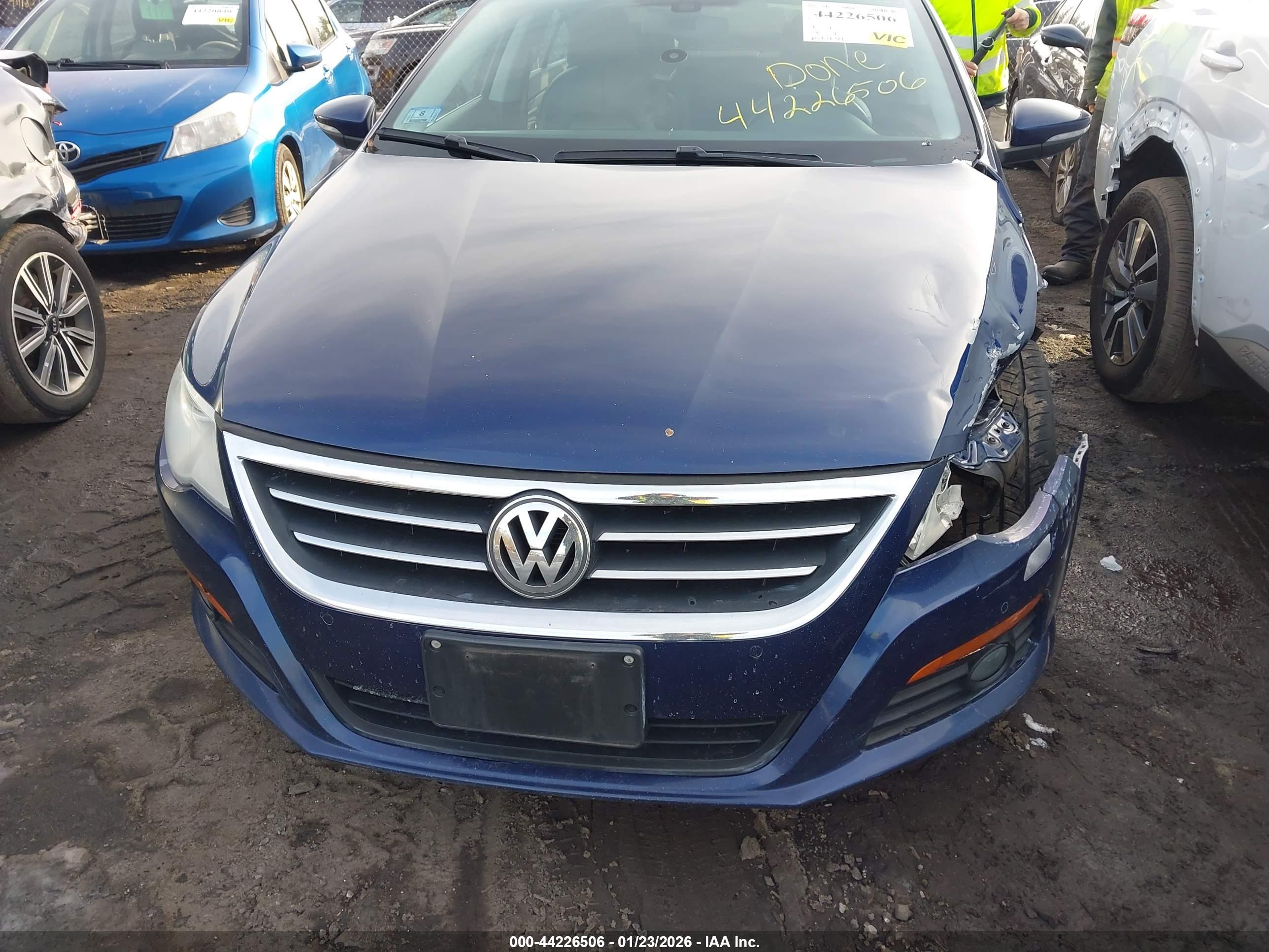 VOLKSWAGEN CC image 6