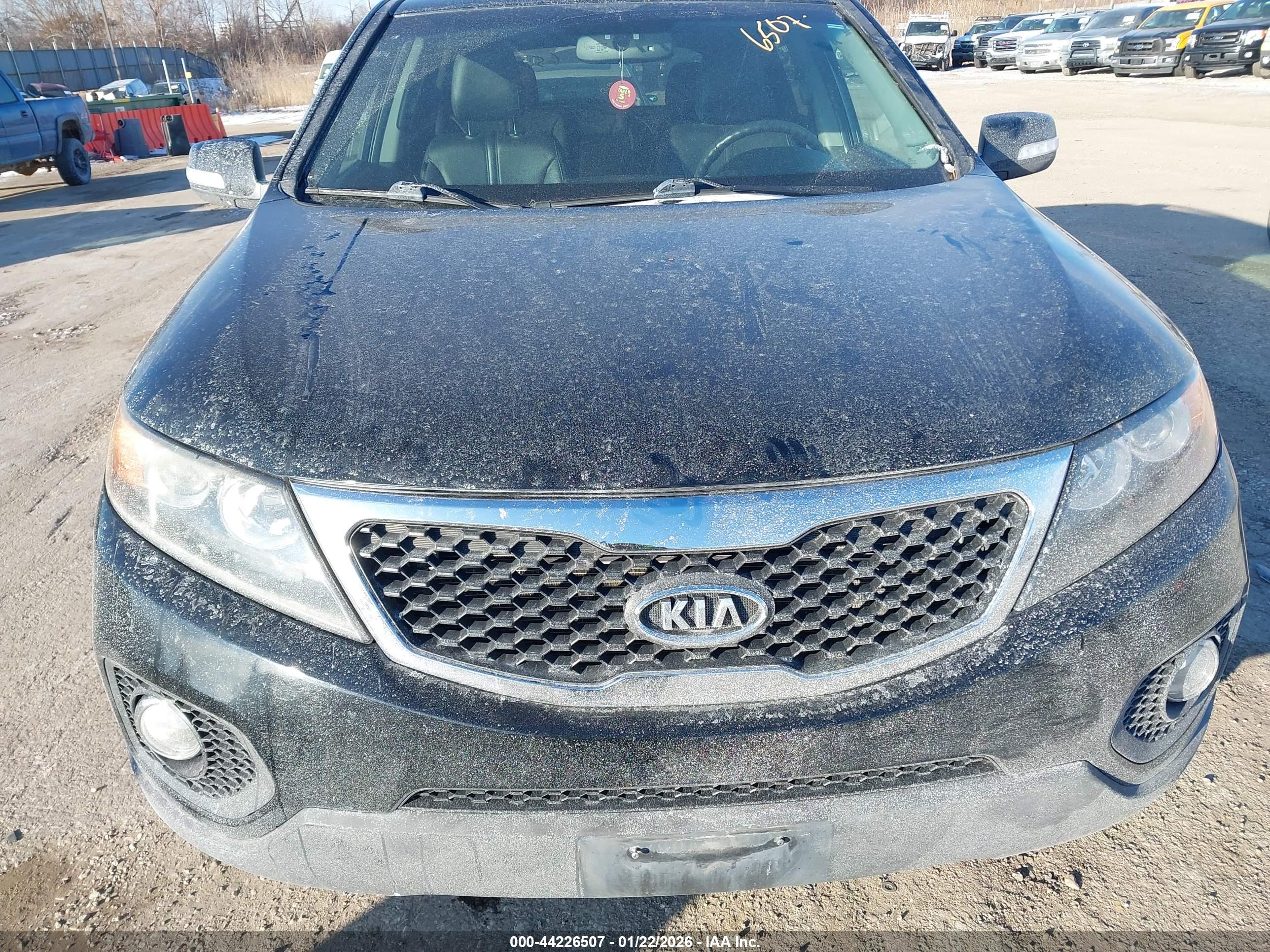 KIA SORENTO image 6